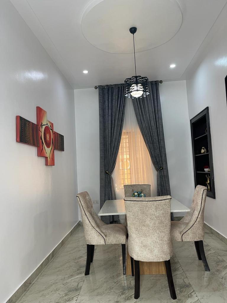 Regal Casero view 2