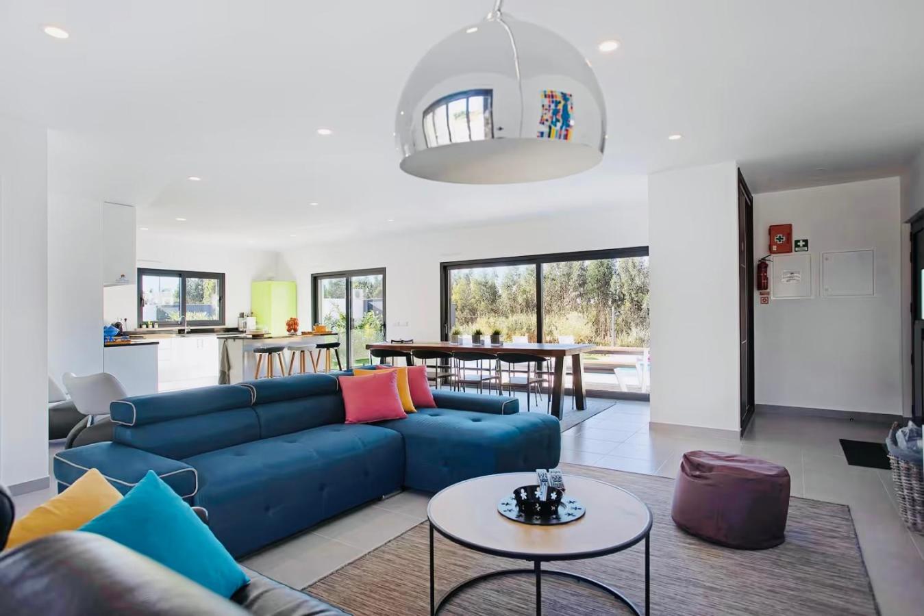 Villa 33 Silver Coast view 4