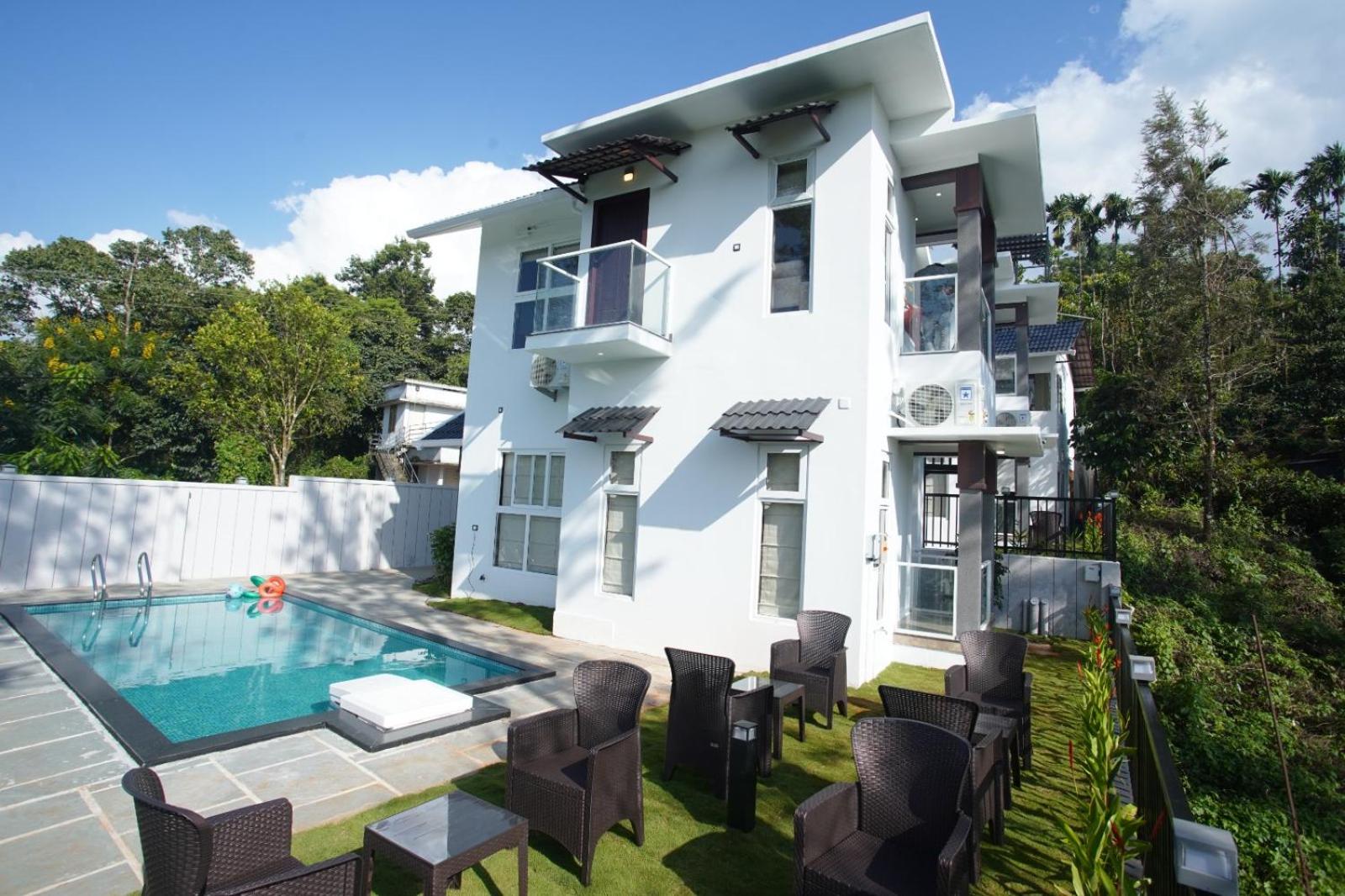 Pabis luxurious stay