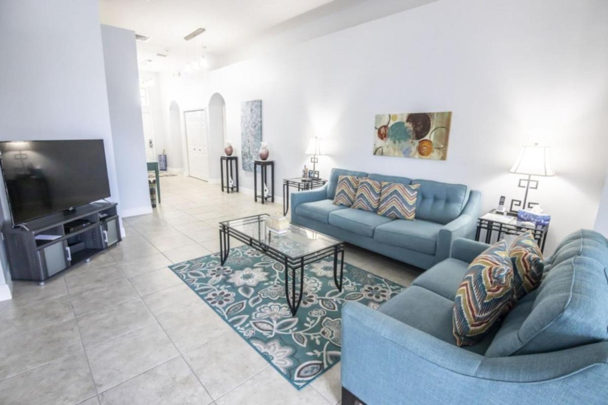 Sharons Calabay Parc Vacation Home view 4