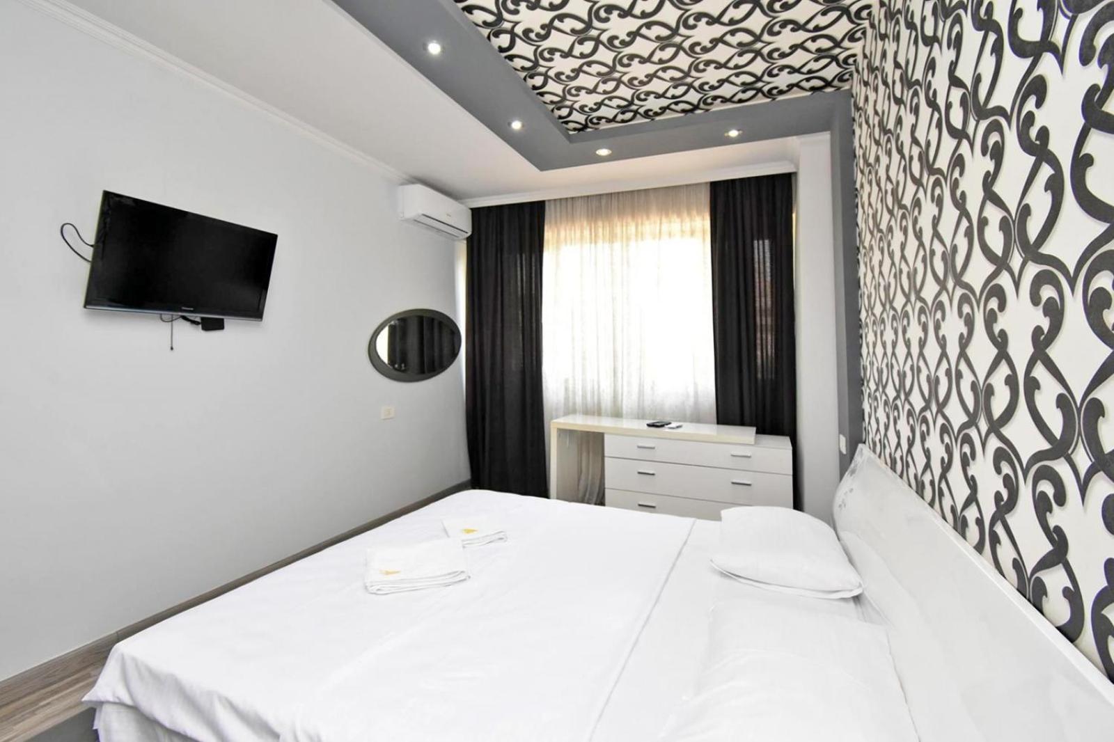 Mesrop Mashtots Avenue, 1 bedroom New Euro Renoavted, Modern apartment MA717