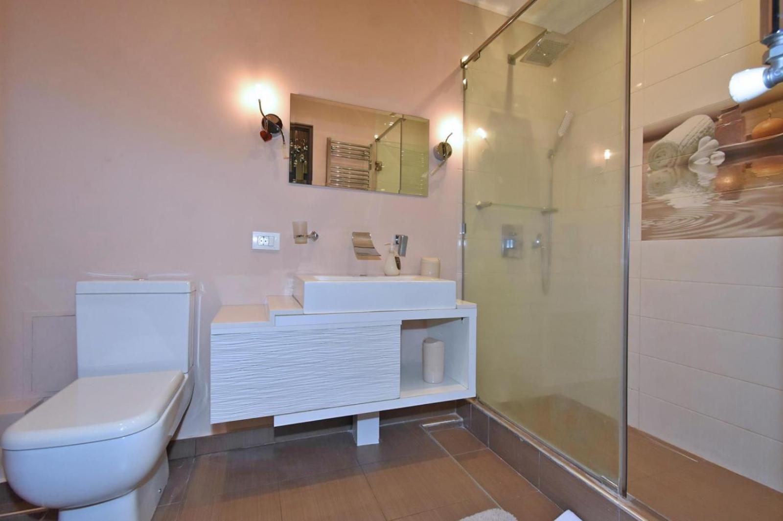 Mesrop Mashtots Avenue, 1 bedroom New Euro Renoavted, Modern apartment MA717