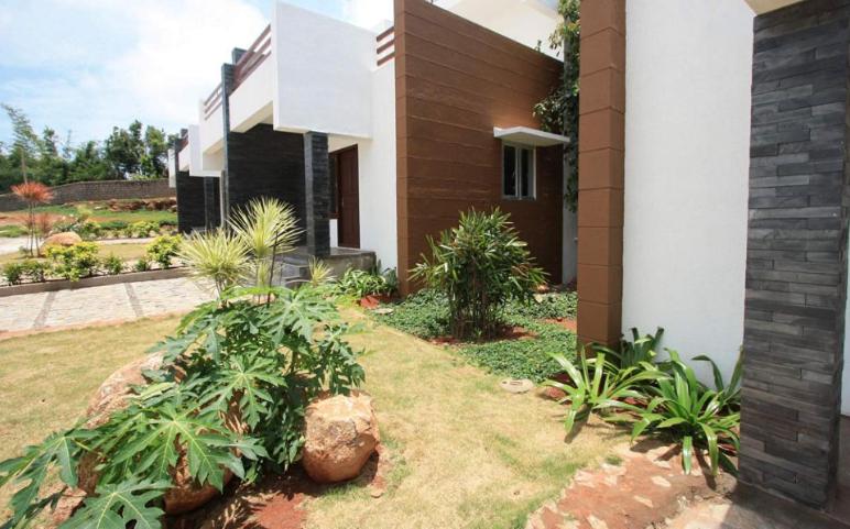 Easy Stays Yelagiri - Air Conditioned - Free Wifi - Swimming Pool - No Alcohol Zone view 2