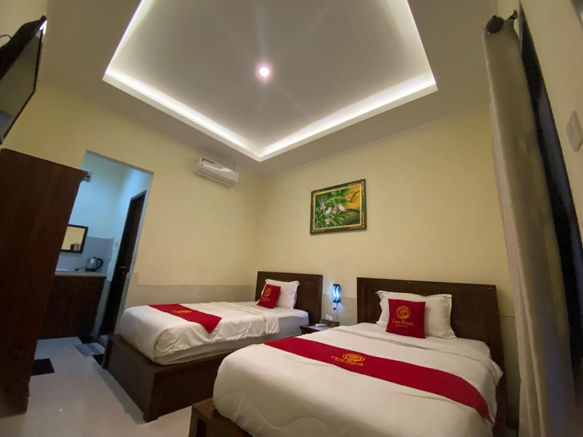 Cave Beach Bungalow