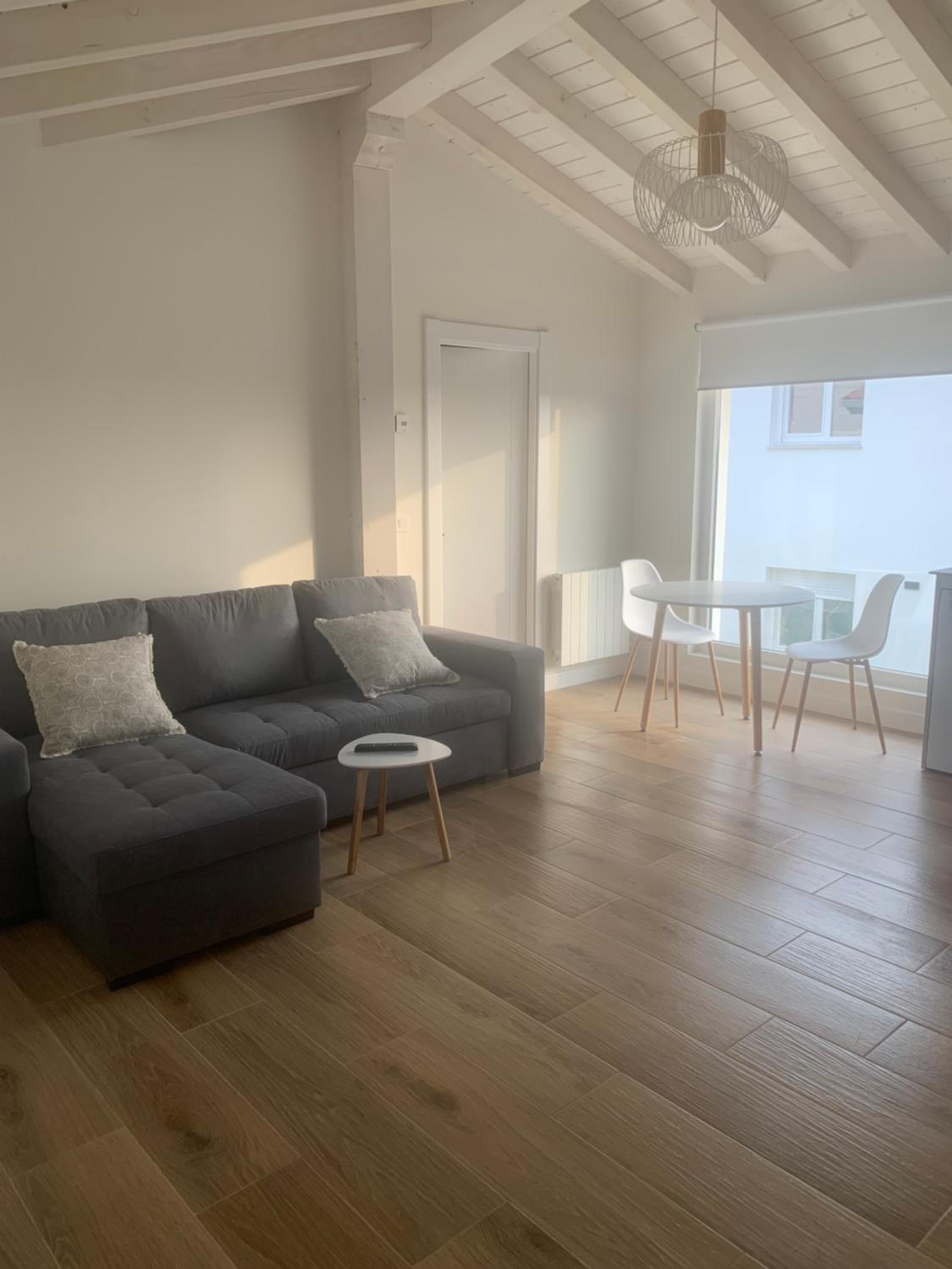 Apartamentos Requejil