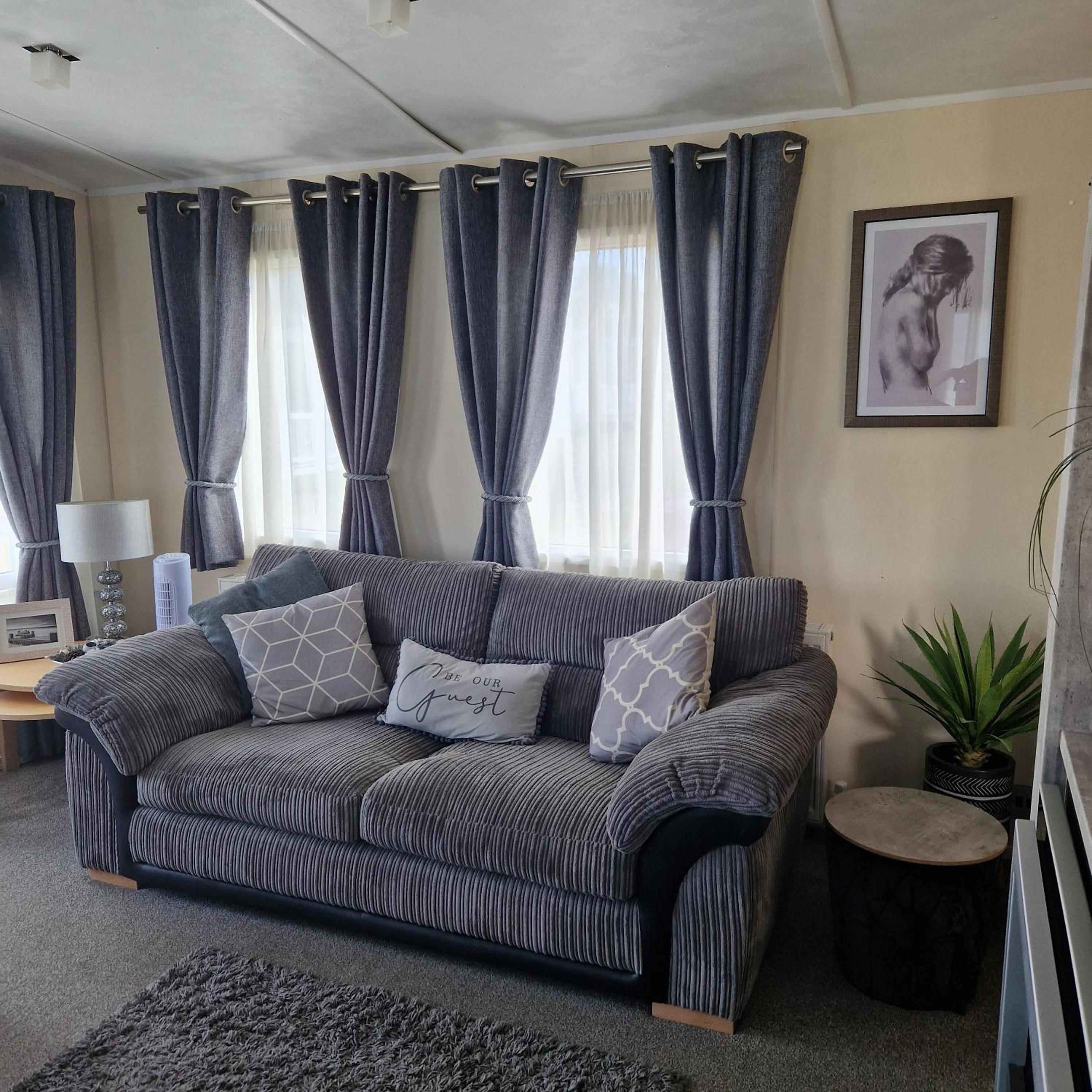 Modern 6 Berth Static Caravan, Hunstanton