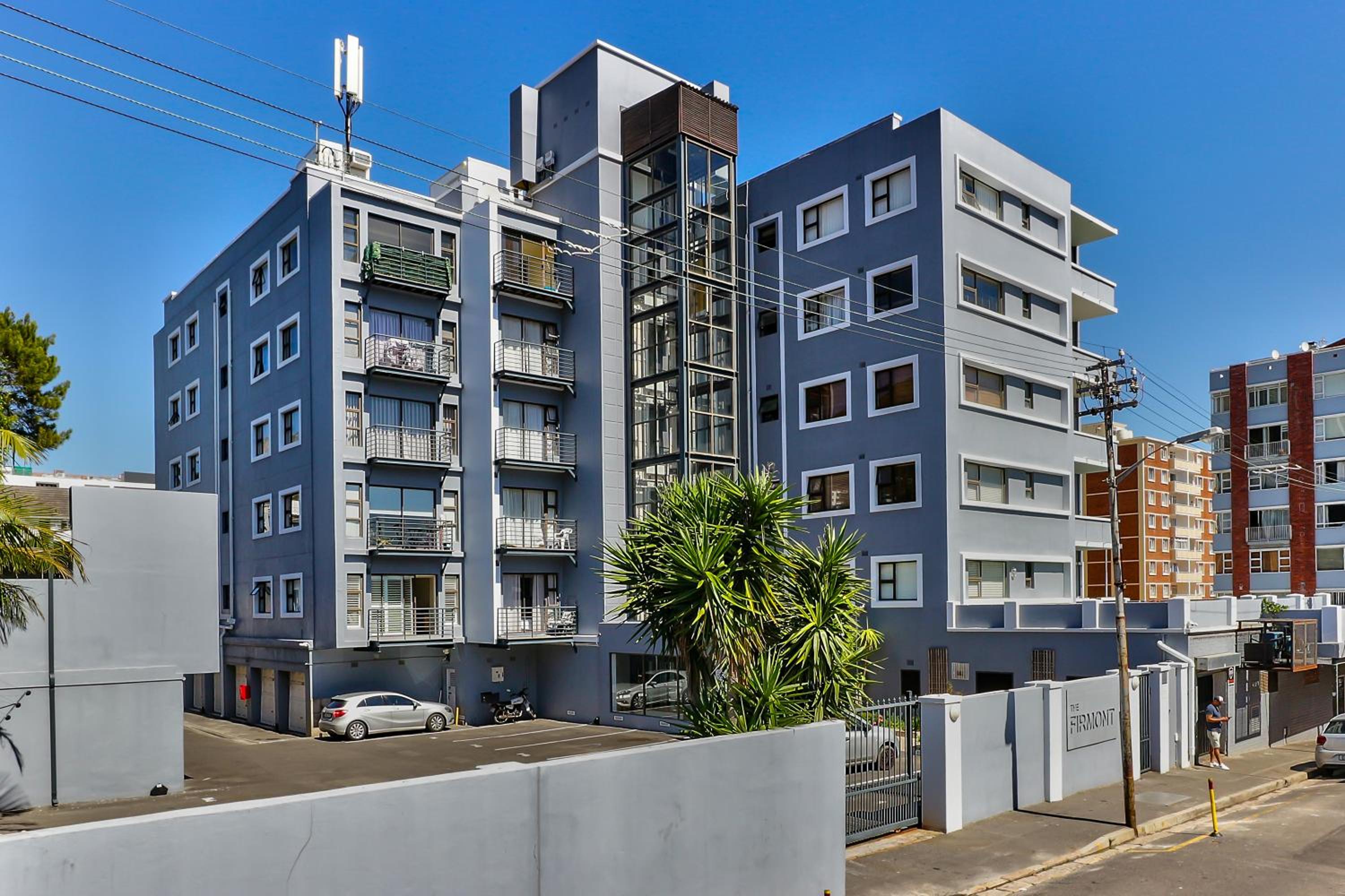 Firmont on Main view 4