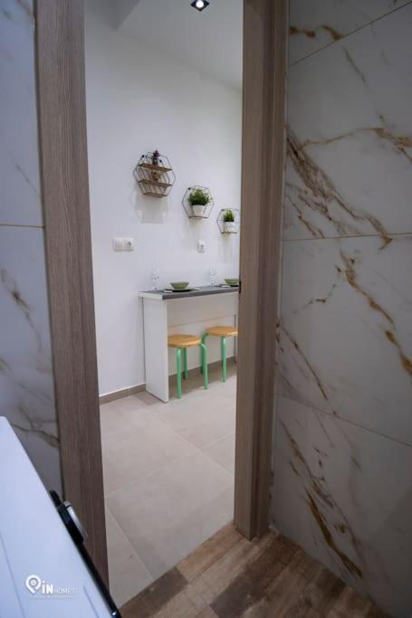 The Mint - Stylish Studio in Egaleo-Athens