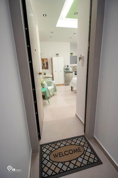 The Mint - Stylish Studio in Egaleo-Athens