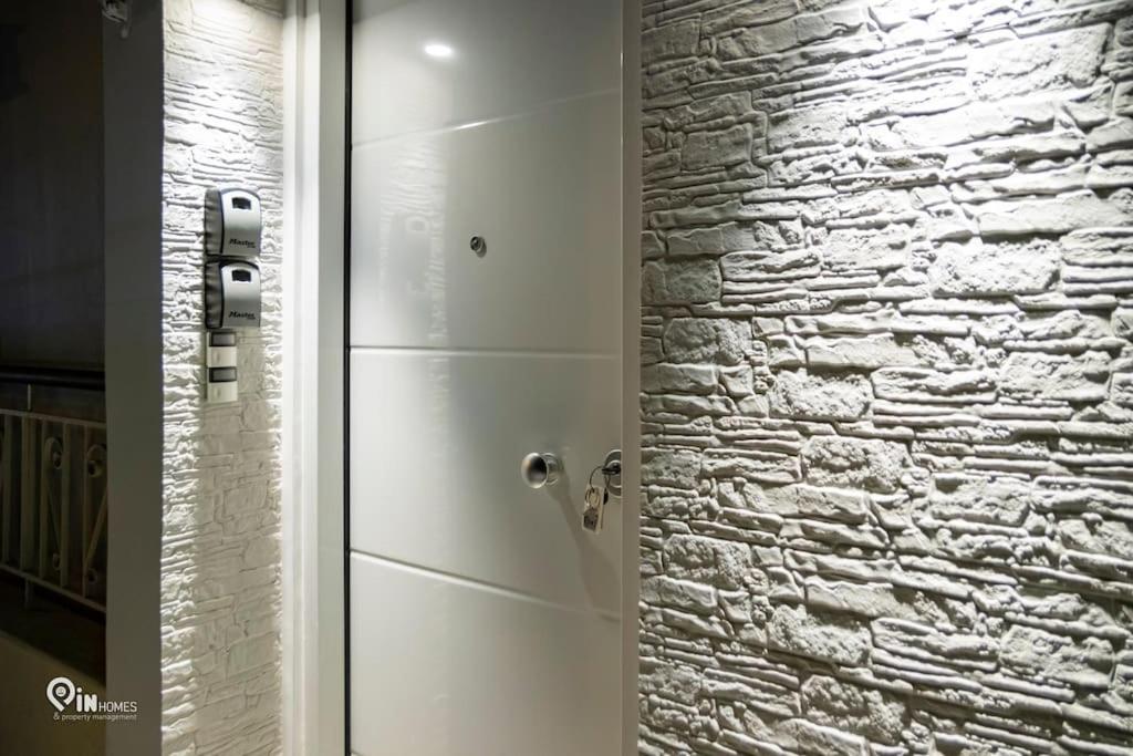 The Mint - Stylish Studio in Egaleo-Athens