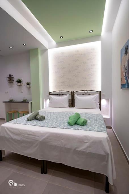 The Mint - Stylish Studio in Egaleo-Athens
