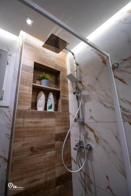The Mint - Stylish Studio in Egaleo-Athens