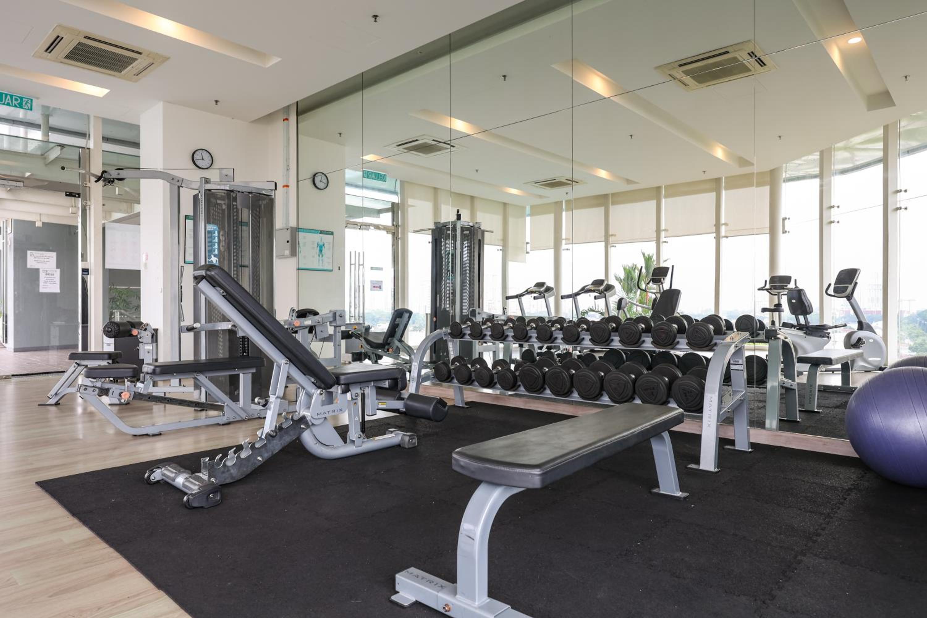 Beautiful 3B2B for 6 pax w Pool - Setapak