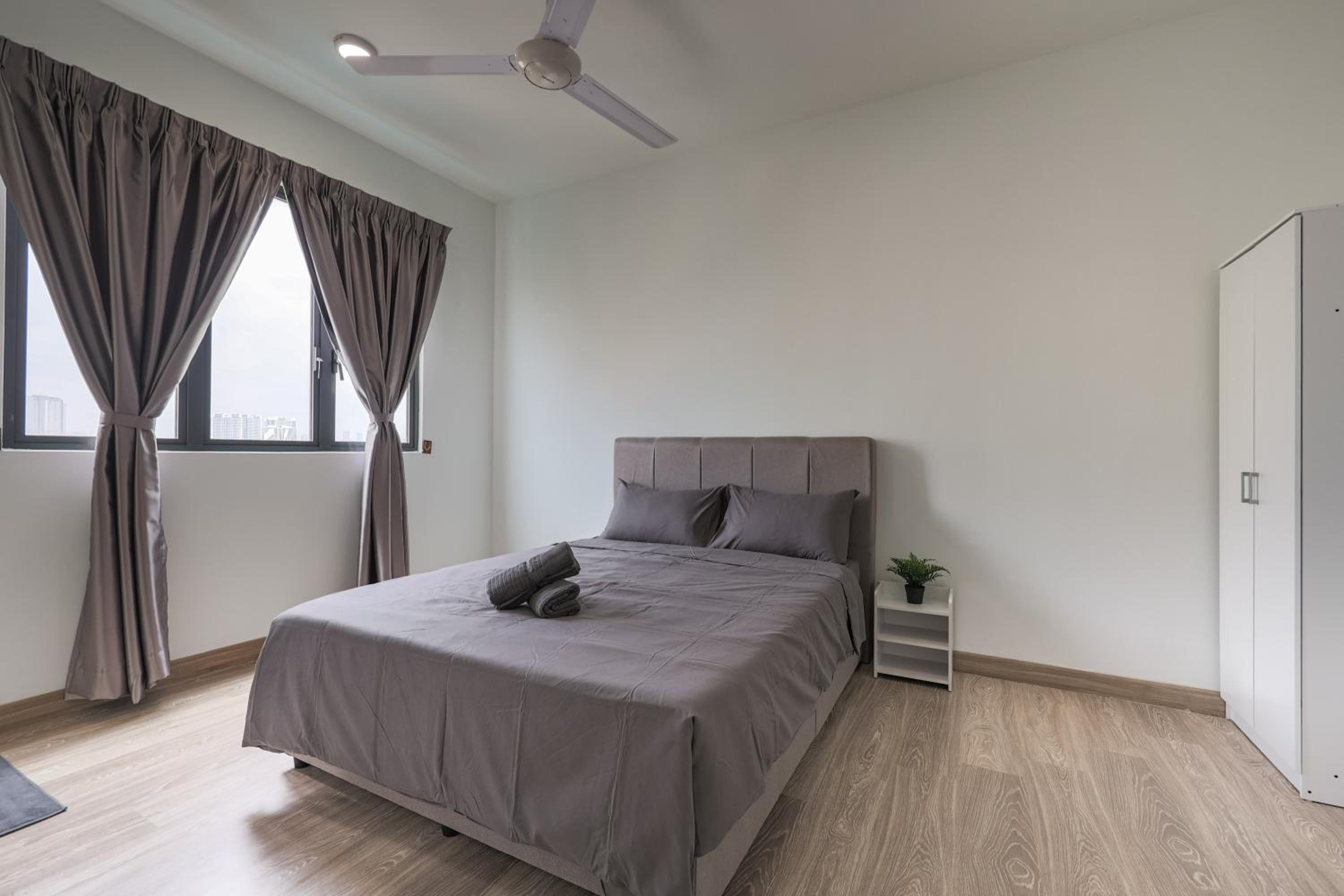 Beautiful 3B2B for 6 pax w Pool - Setapak