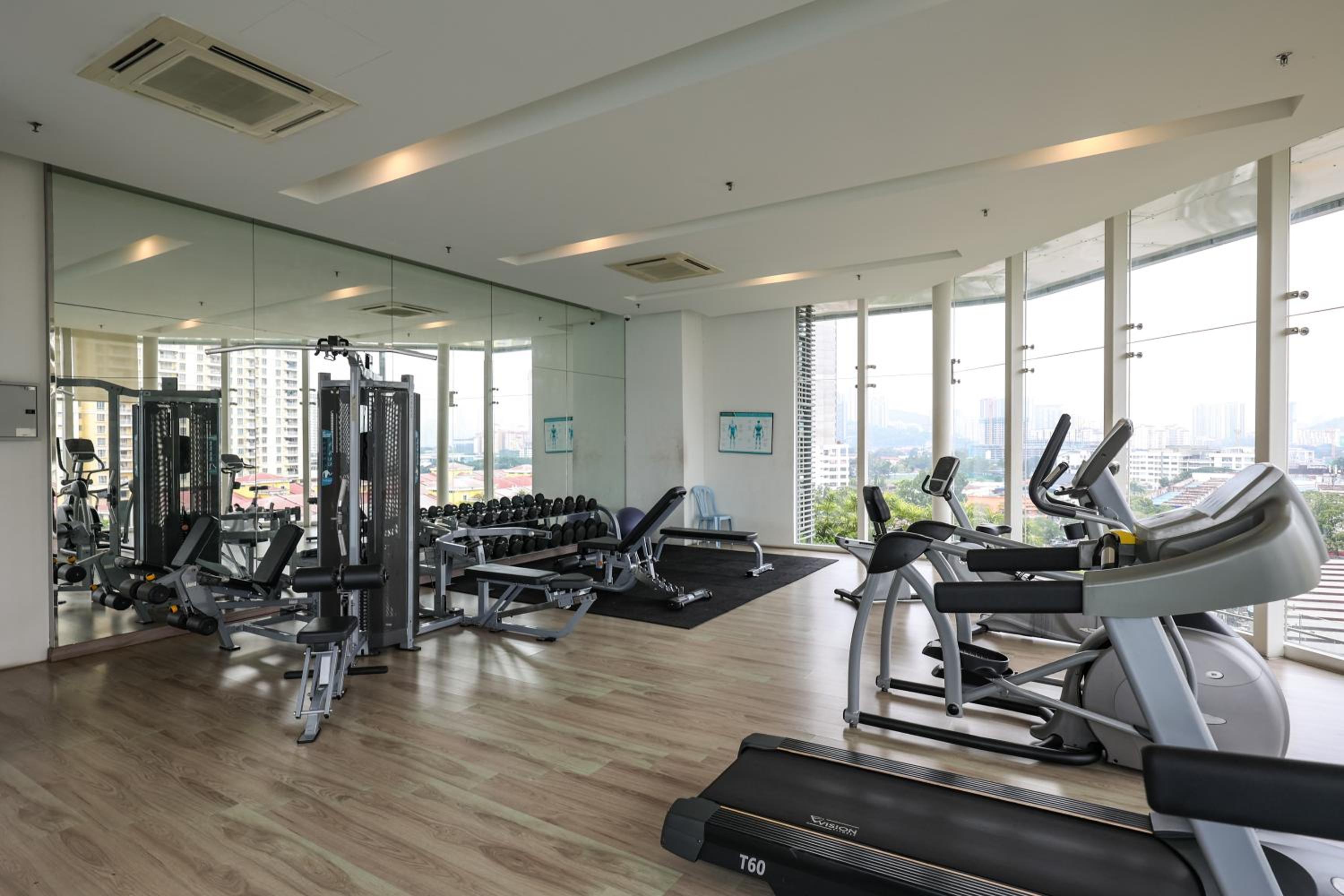 Beautiful 3B2B for 6 pax w Pool - Setapak