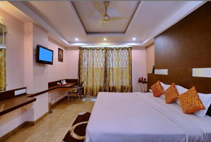 Relax INN Hotel & Resort view 3