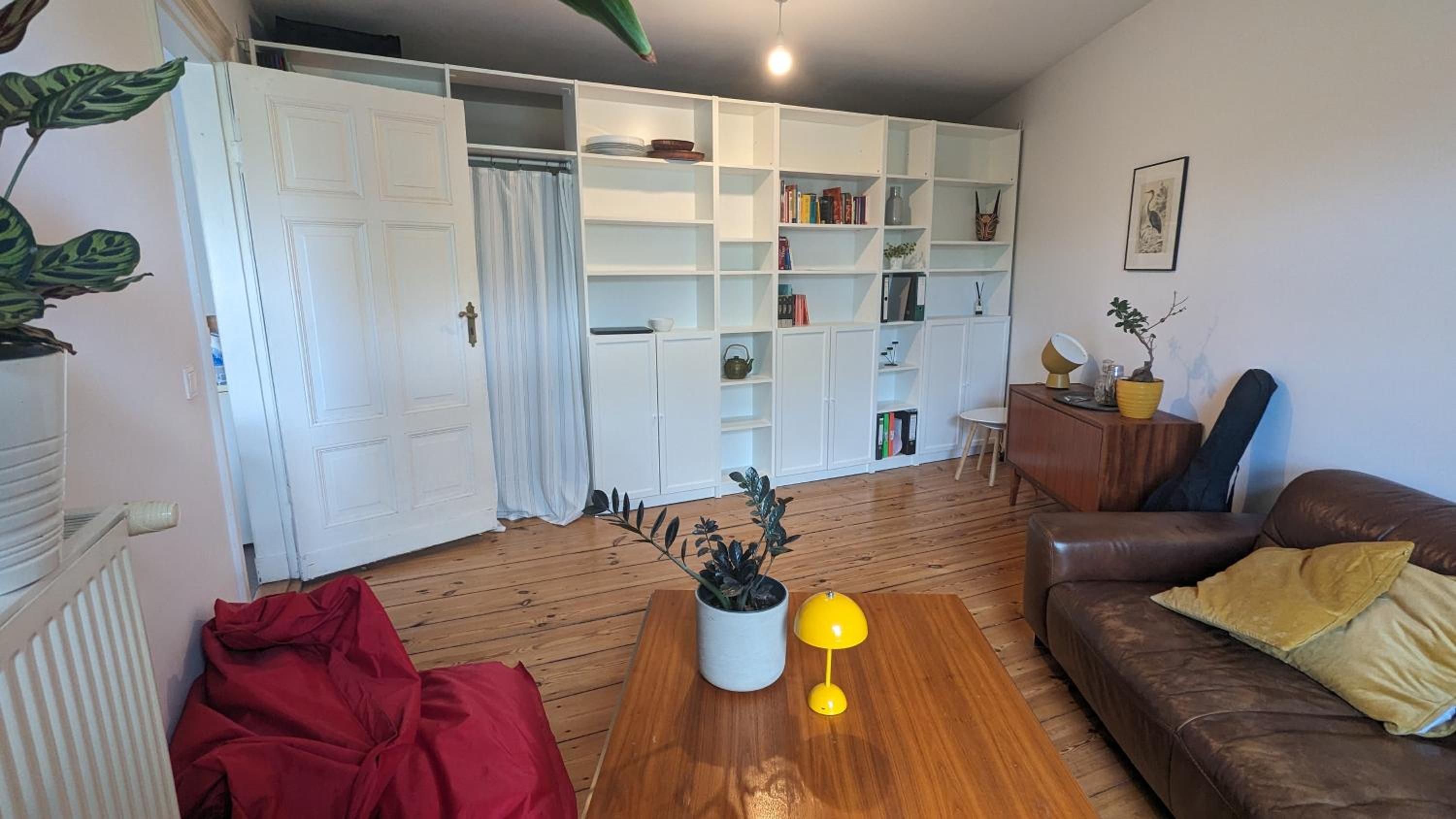 Cosy flat in Berlin's trendy area