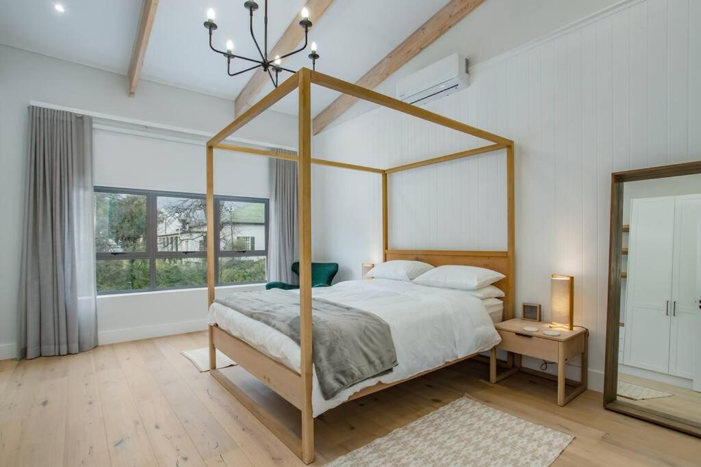 2 Riverside Oaks view 3