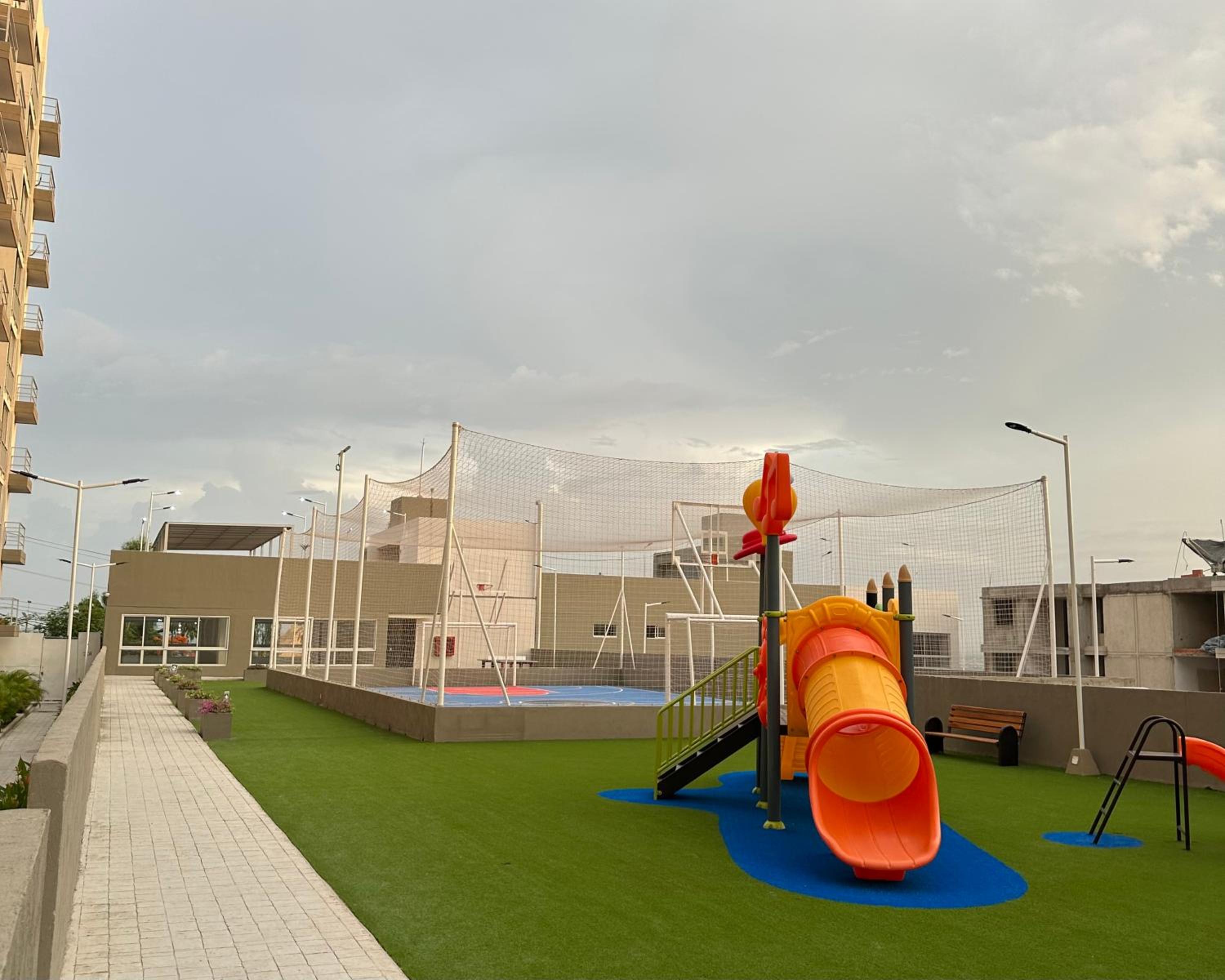 Increíble apartamento de 2 habitaciones con vista verde