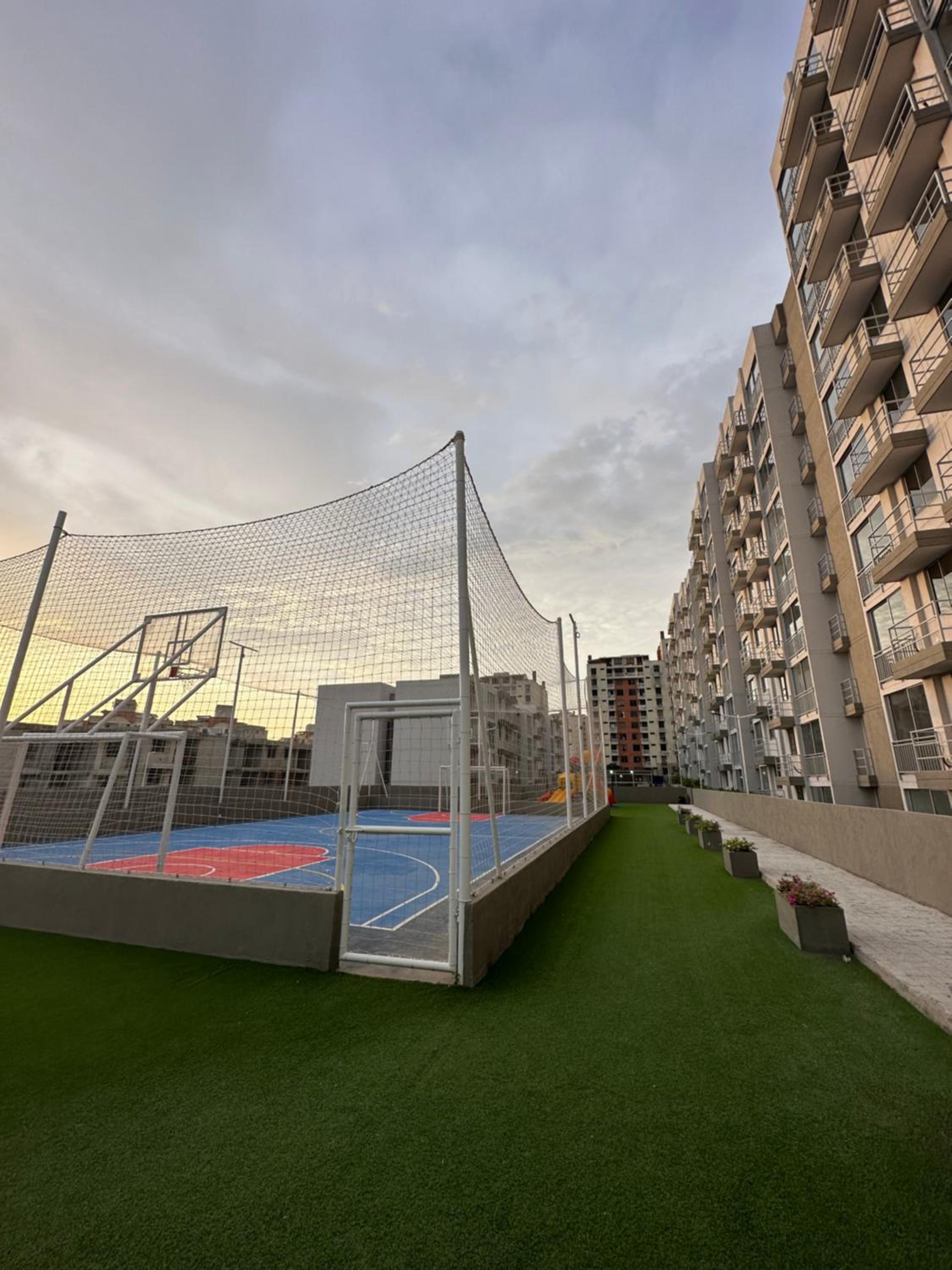 Increíble apartamento de 2 habitaciones con vista verde