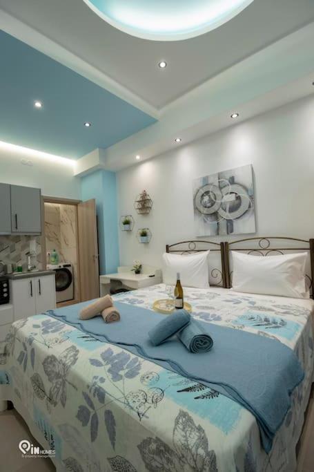 The Aqua - Stylish & Comfy Studio in Egaleo-Athens
