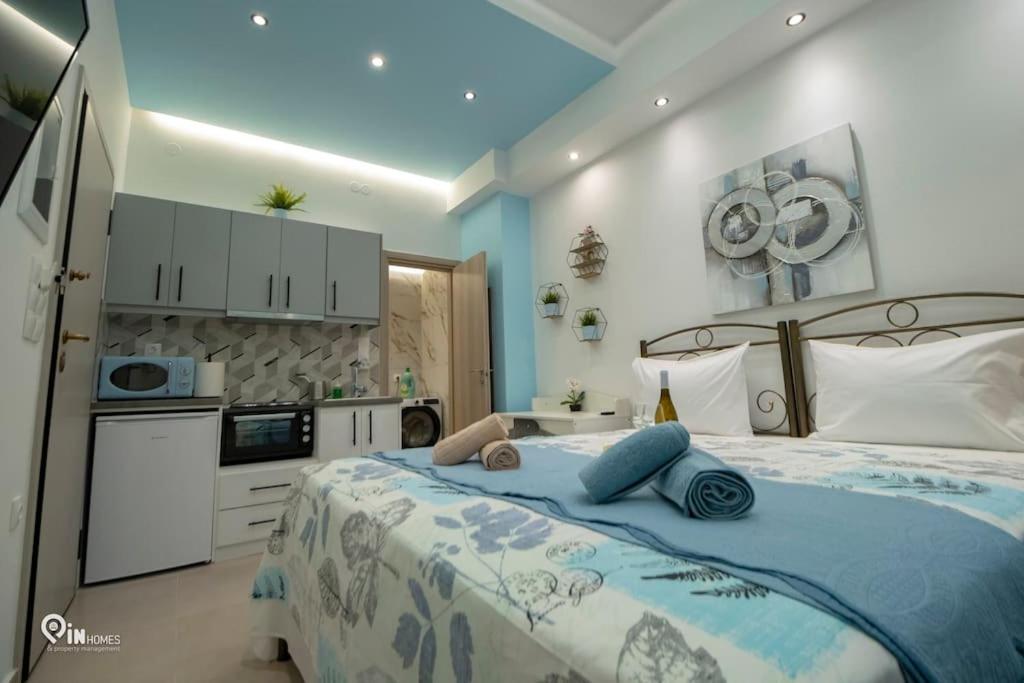 The Aqua - Stylish & Comfy Studio in Egaleo-Athens