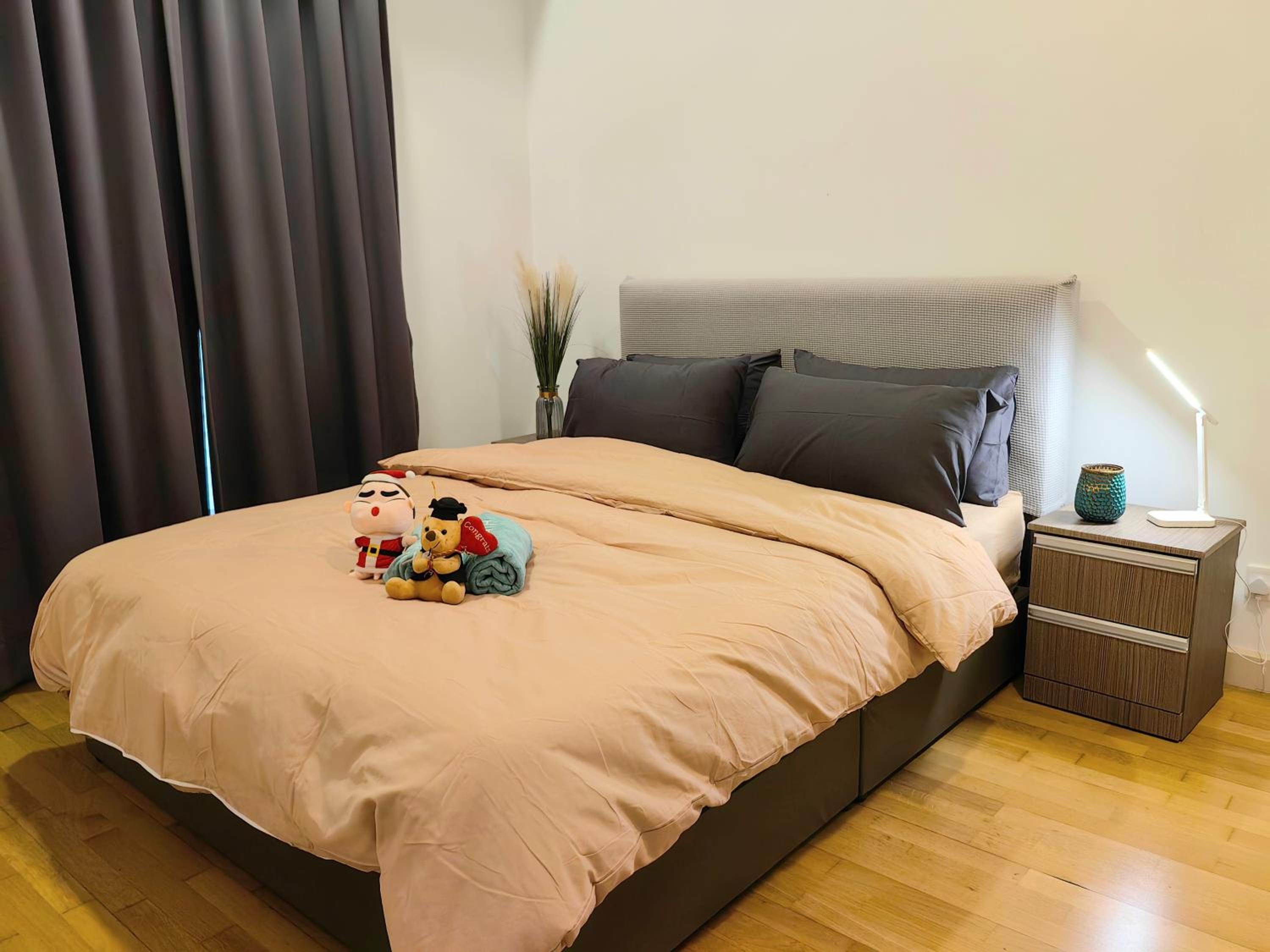 19 Suasana Bukit Ceylon KLCC Bukit Bintang 12 pax 3R2B