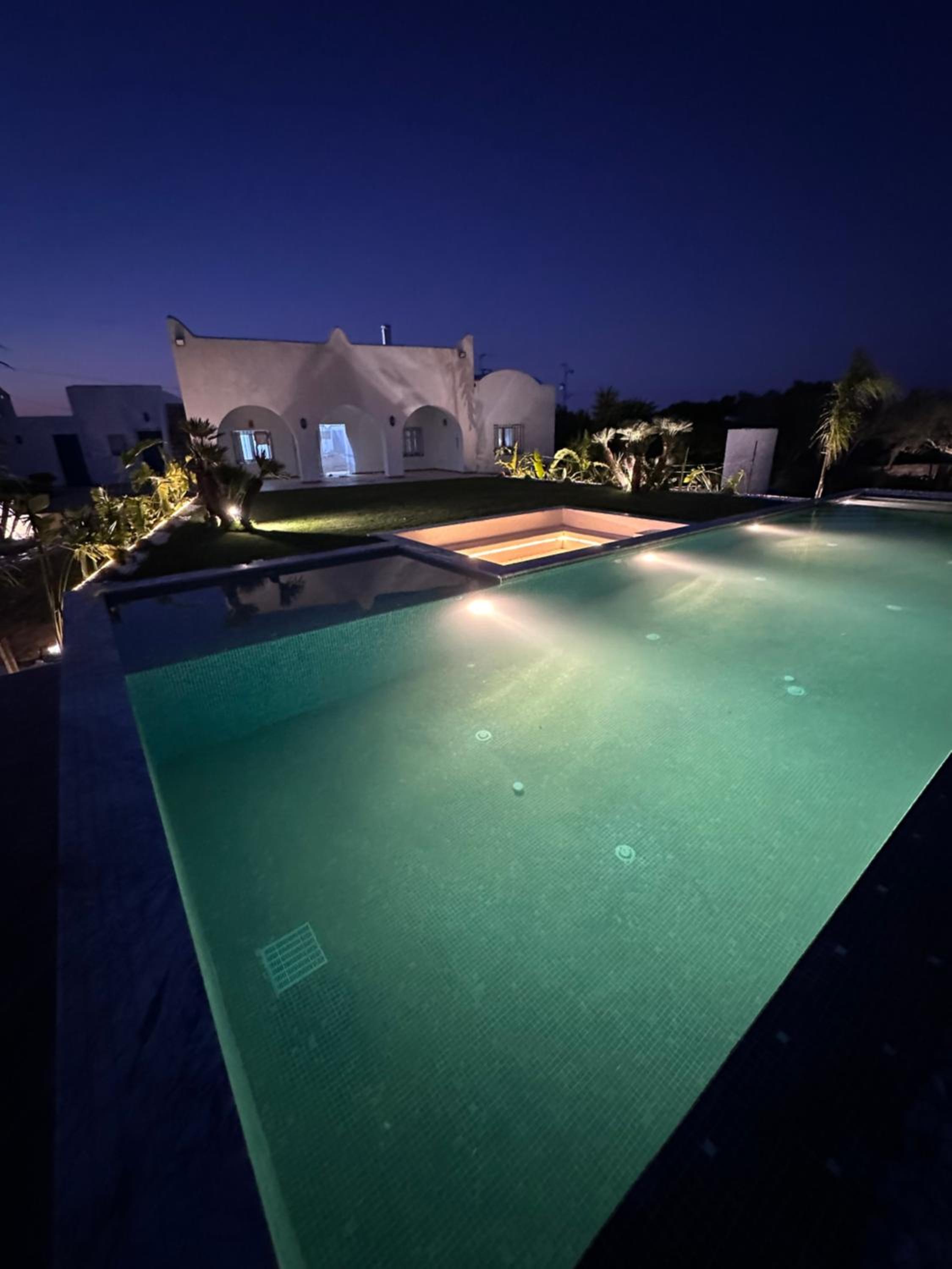 Villa viewpoint infinity pool jardin aucun vis-à-vis