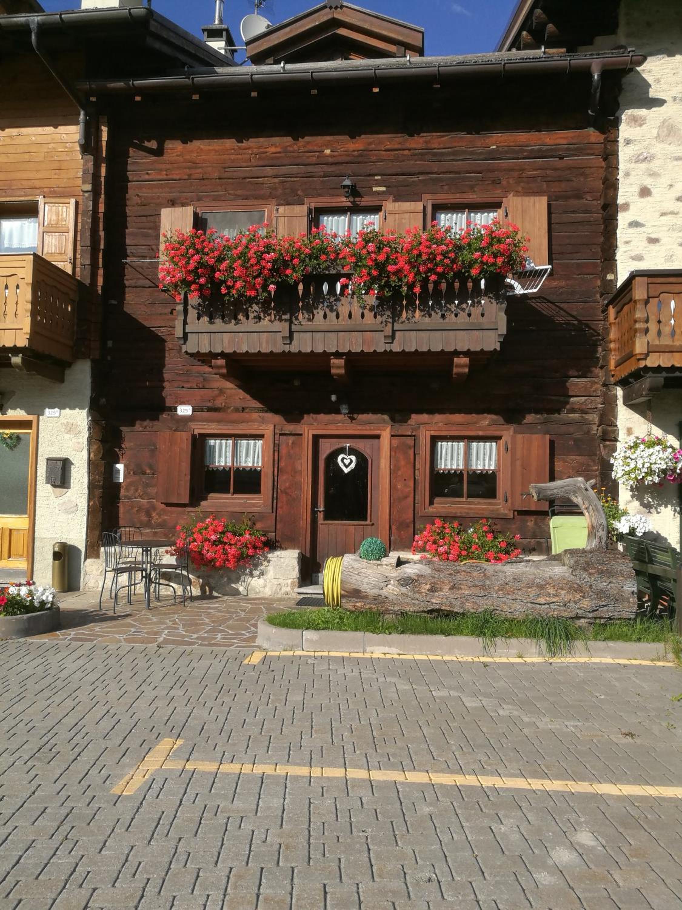 Photo 27