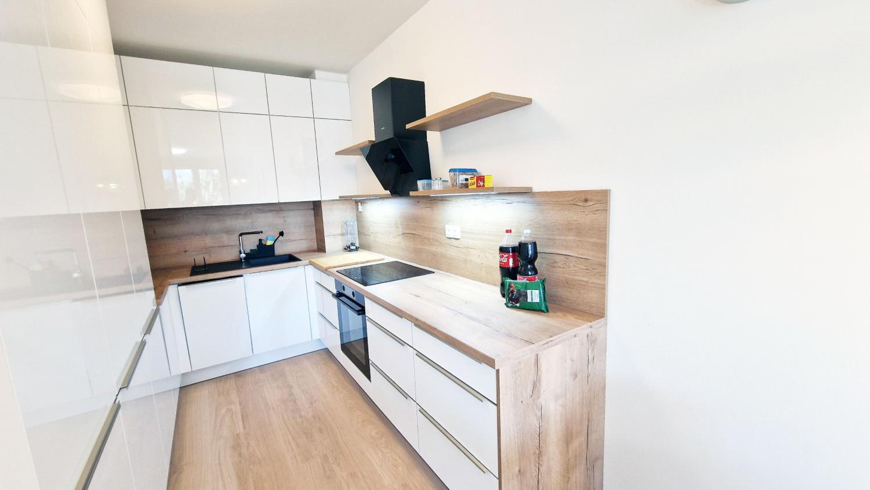Luxo 2 Room Apartments by Bratislavatrip view 2