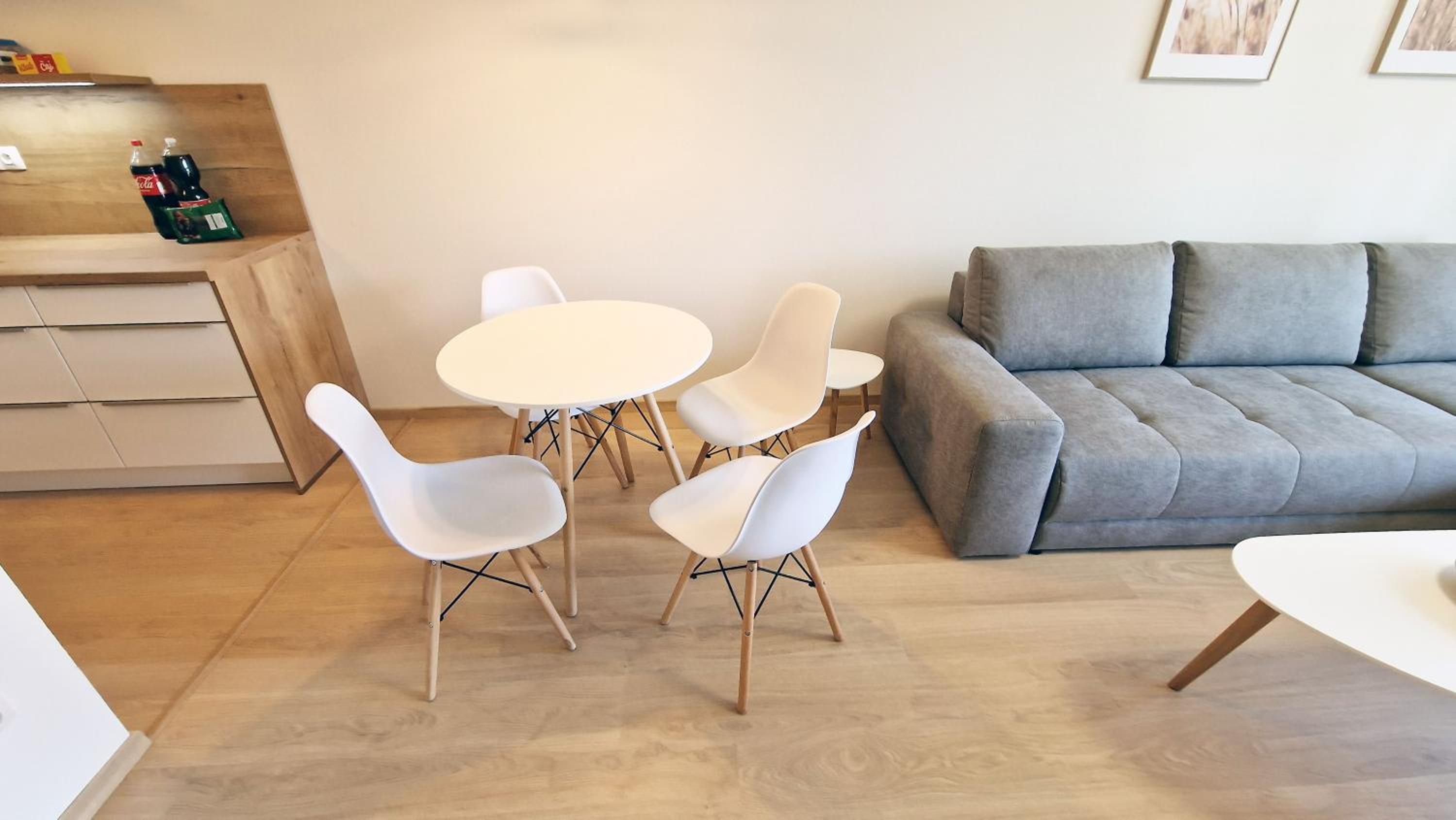 Luxo 2 Room Apartments by Bratislavatrip view 4
