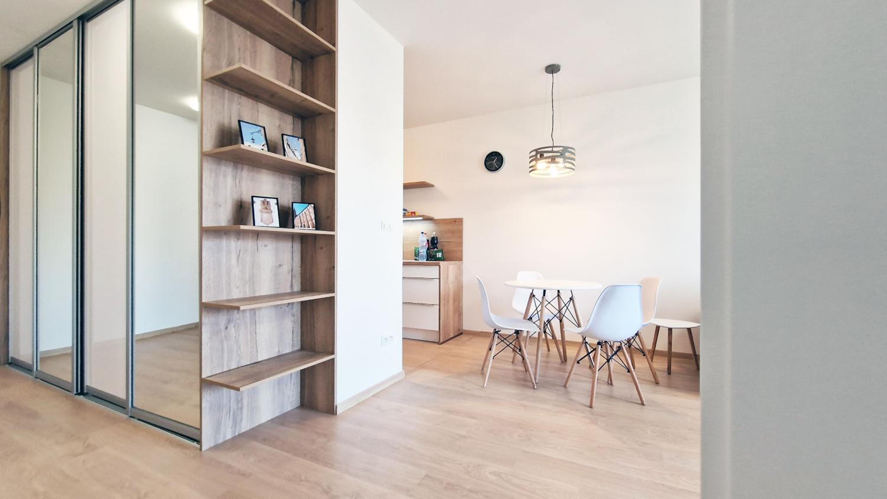 Luxo 2 Room Apartments by Bratislavatrip view 5