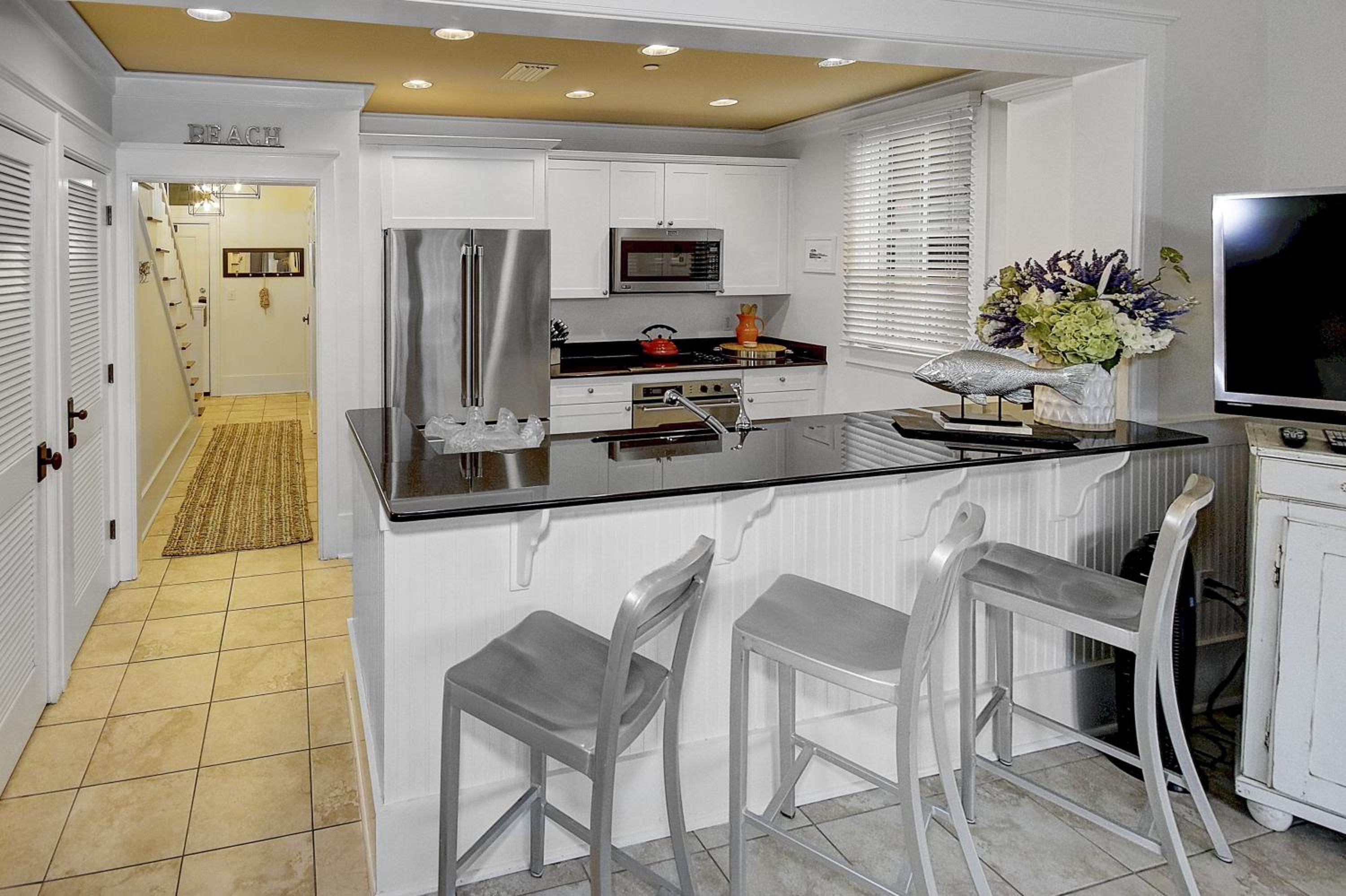 Steps to Beach Club, Multi-Level WaterColor Condo, Slps 4, Perfect Location! condo view 5
