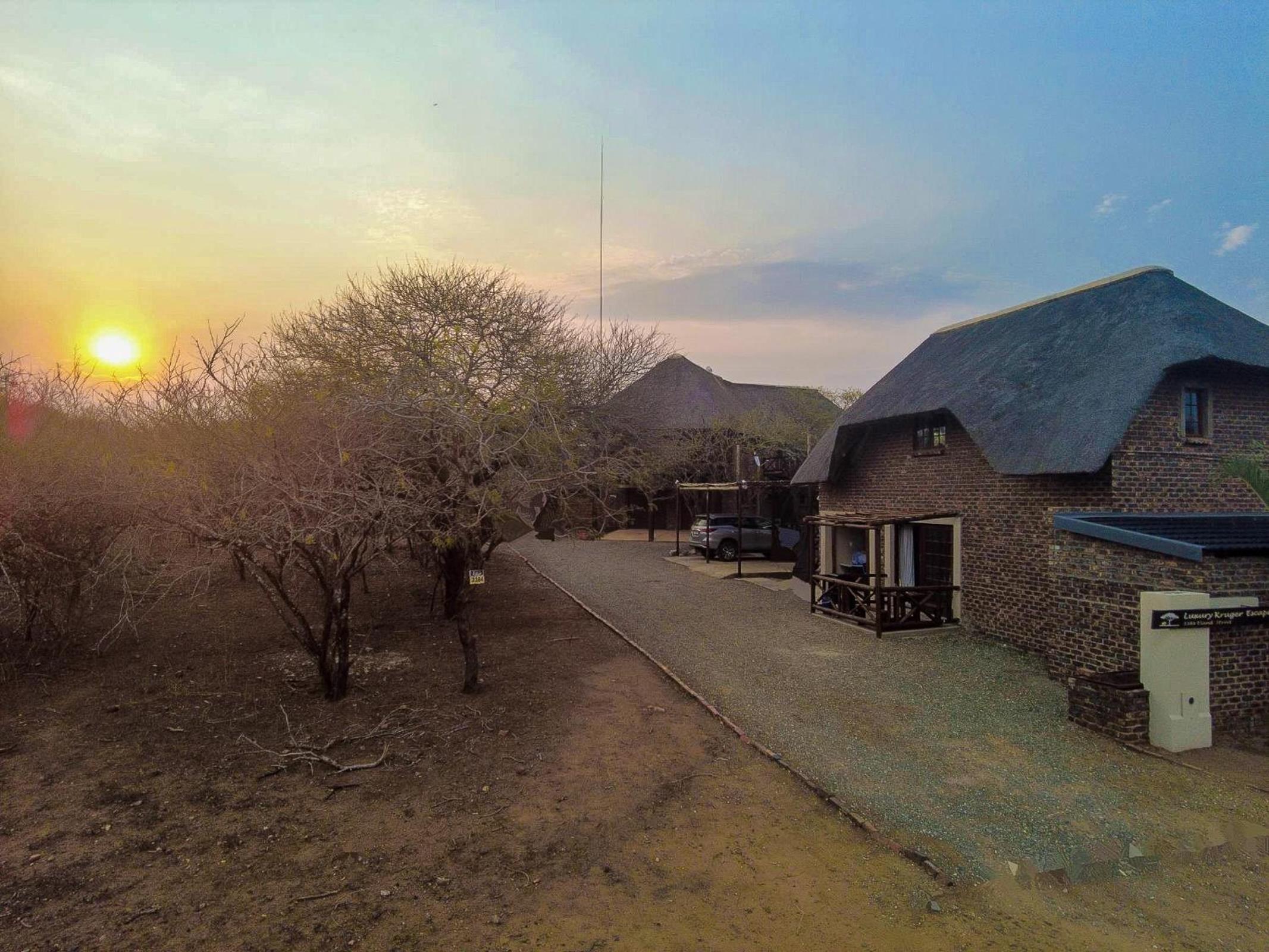 Leopard Chalet - Solar System