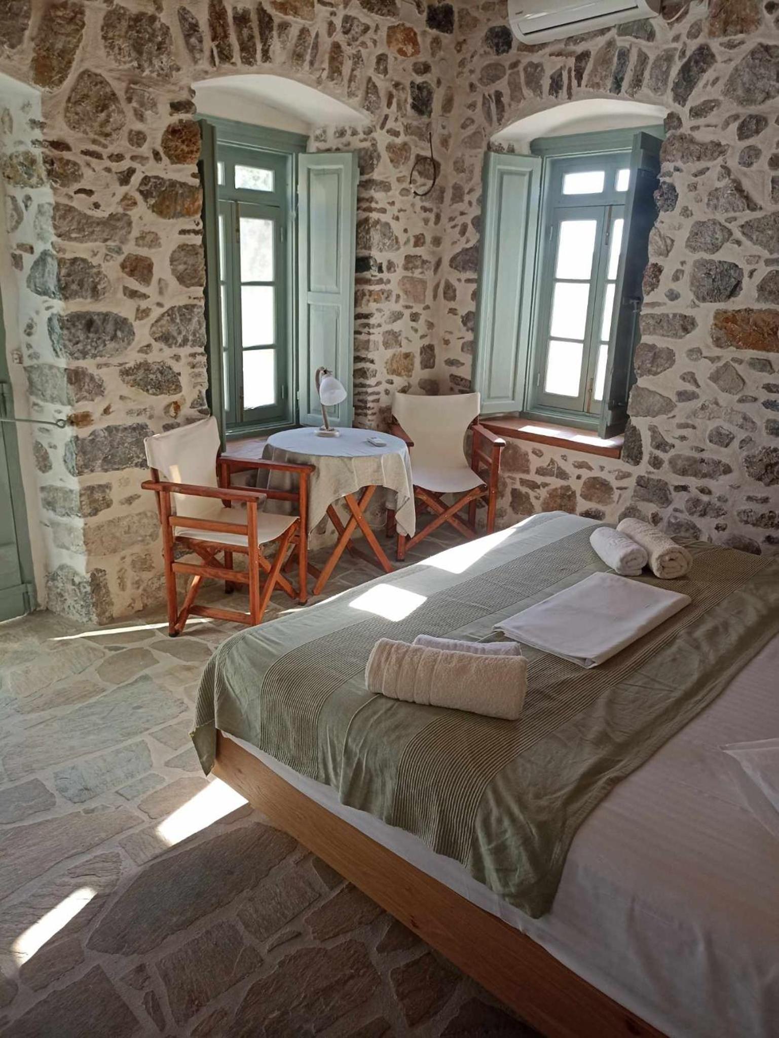 Casa Mar on Kantouni Beach