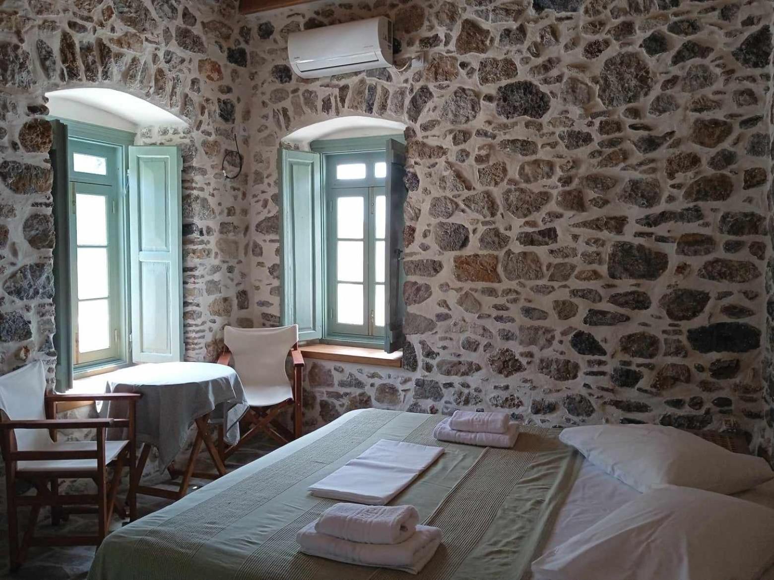 Casa Mar on Kantouni Beach