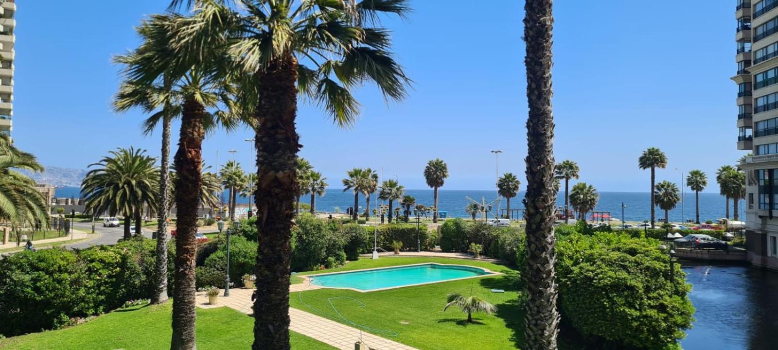 Departamento en primera línea del mar