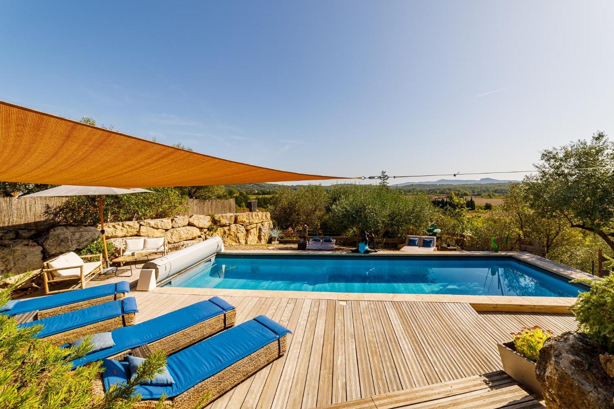 O PATIO DU MAS view 2