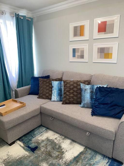 West View 2- modern & central apartment