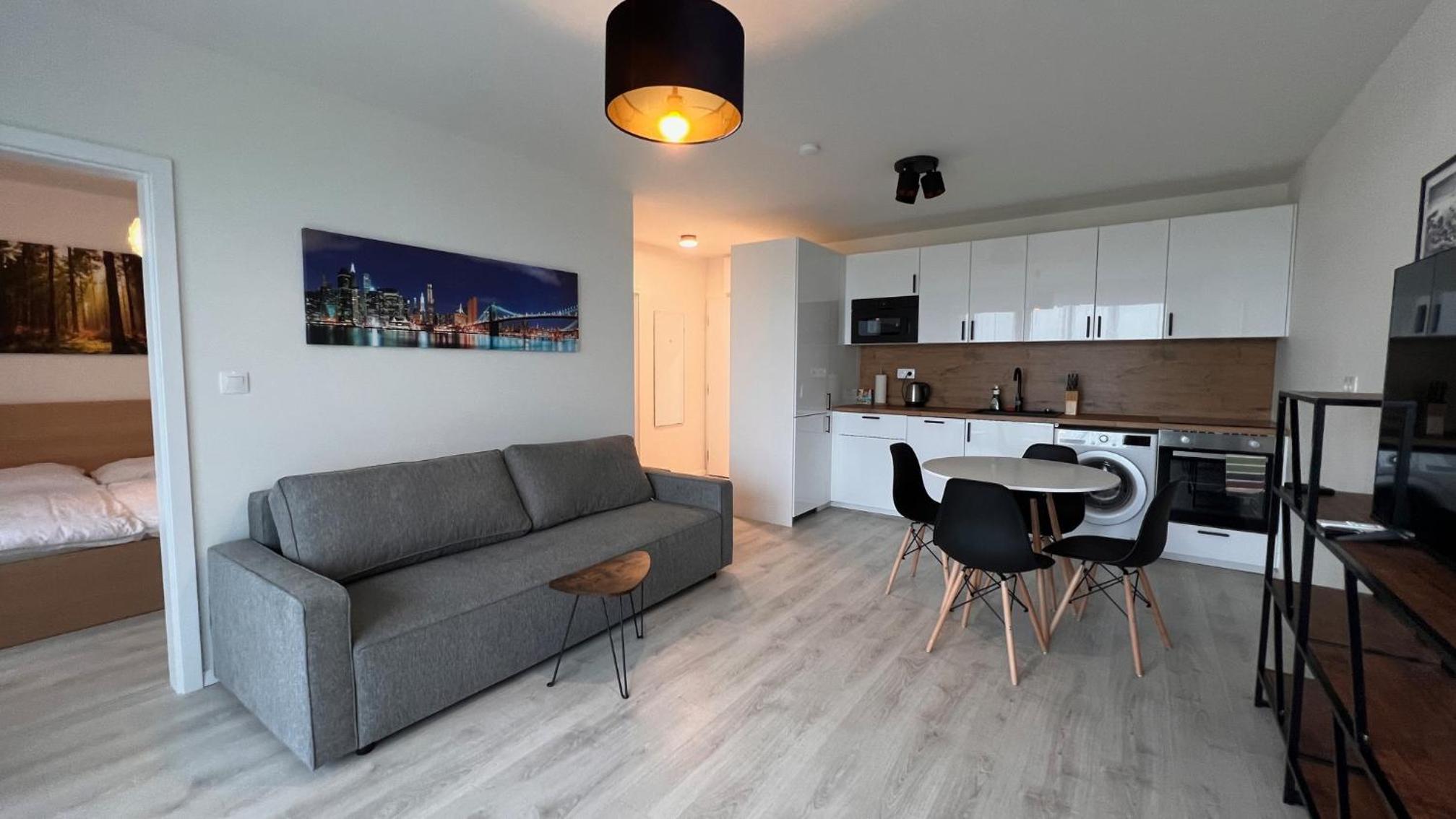 2 room Apartment with terrace, new building, 8BJ view 4