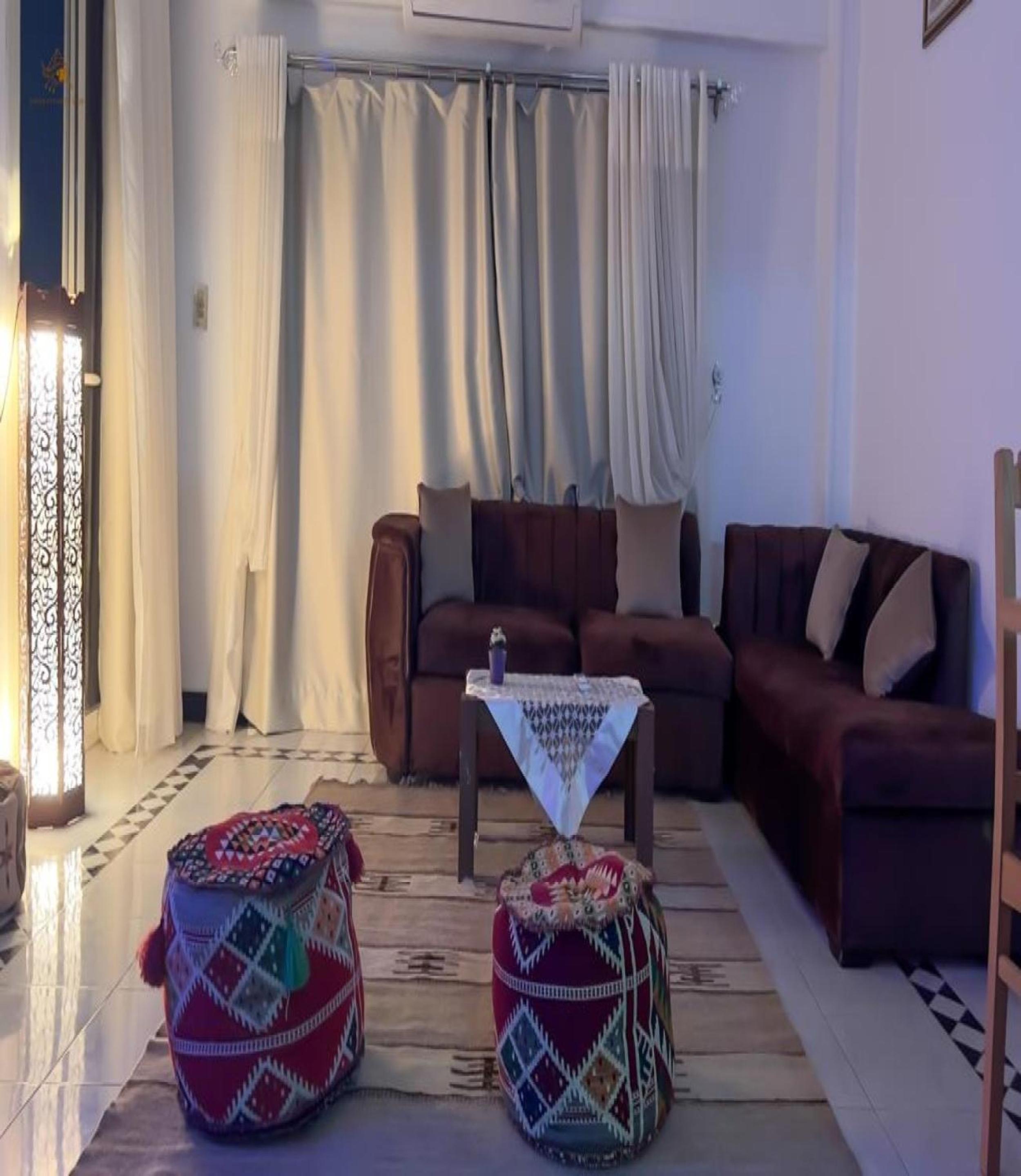 Pyramids & Sphinx View Apartment