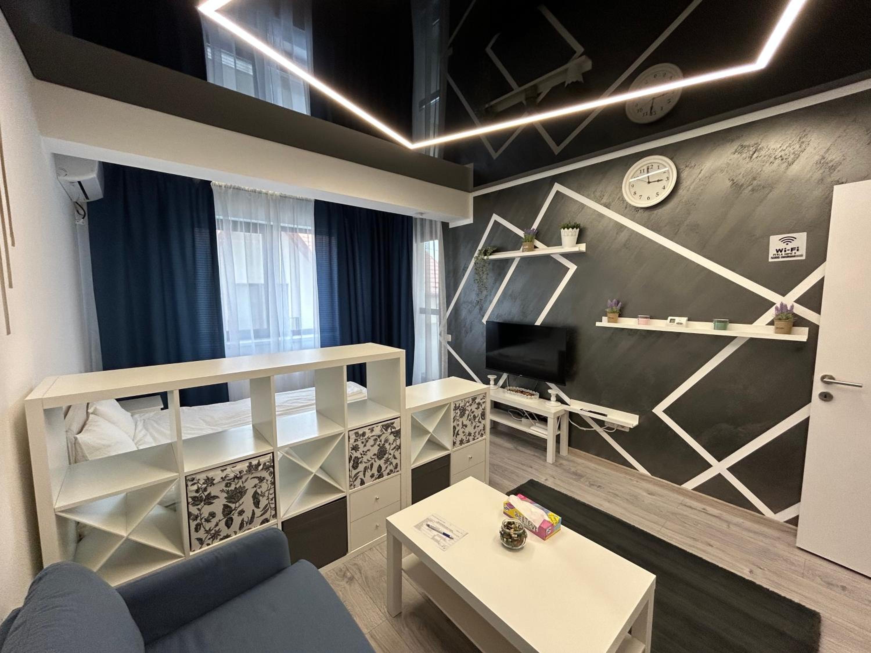 Perla Home - Studio 9 view 4
