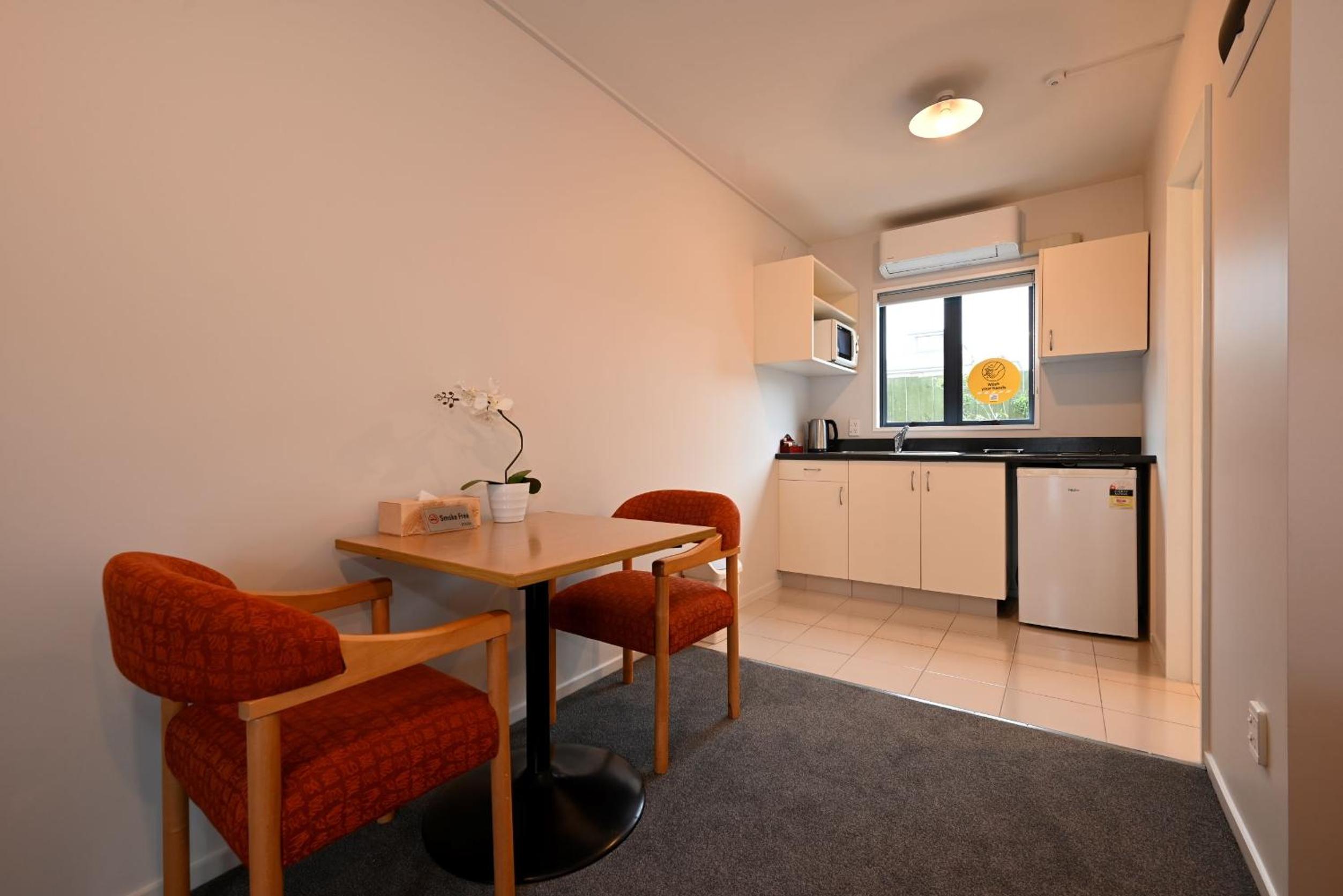 Riccarton Mall Motel - Image 2