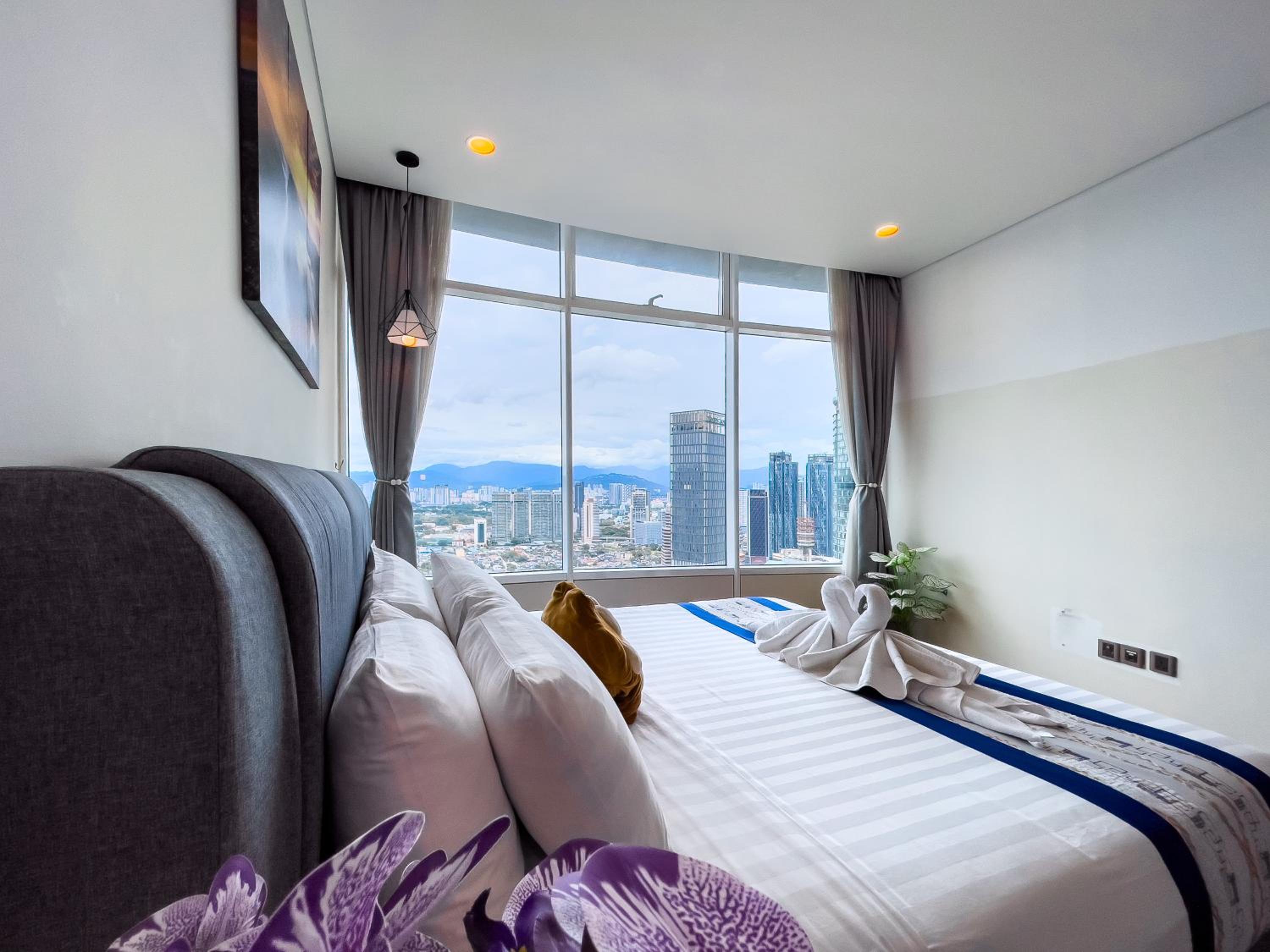 Vortex Suites KLCC by BlackNest