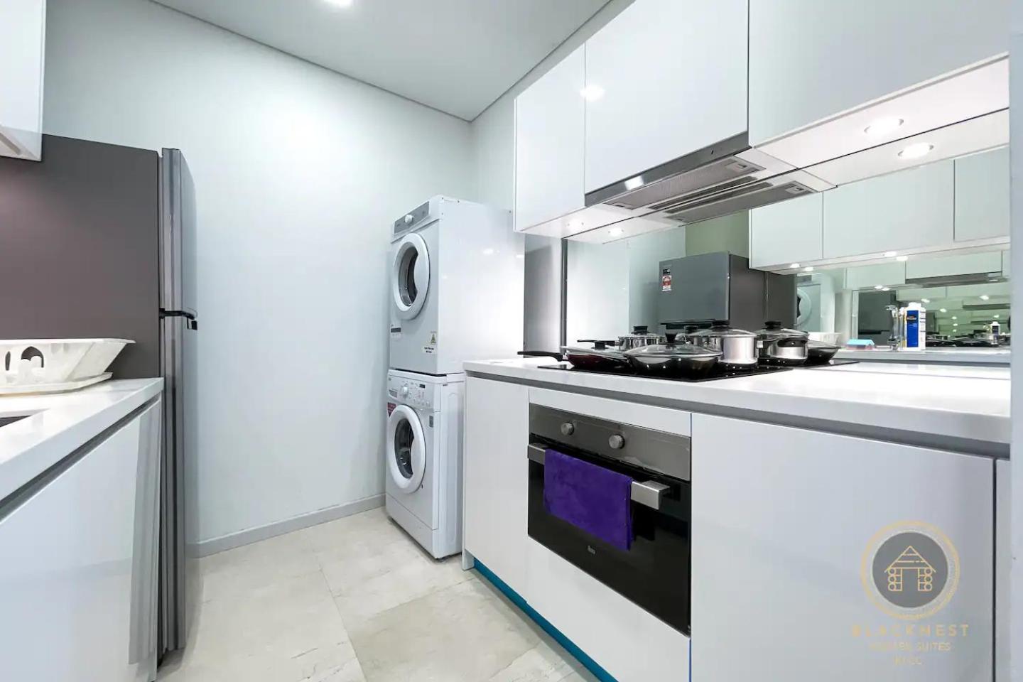 Vortex Suites KLCC by BlackNest