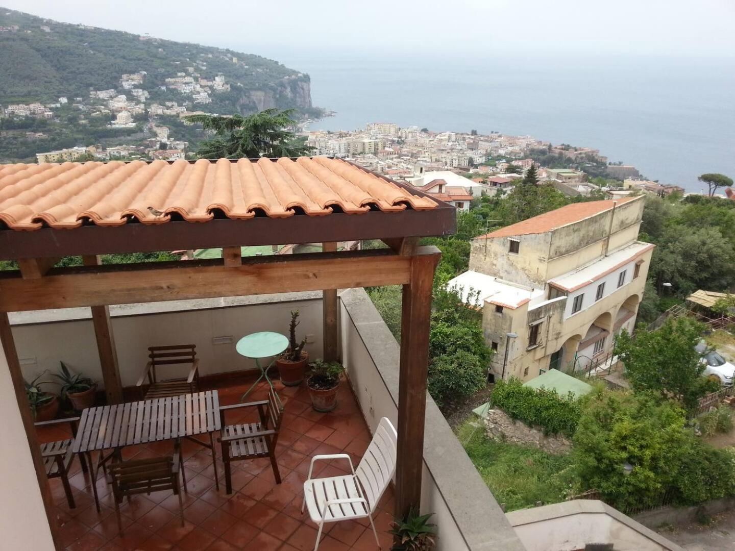 Bella casa panoramica a Vico Equense photo 2
