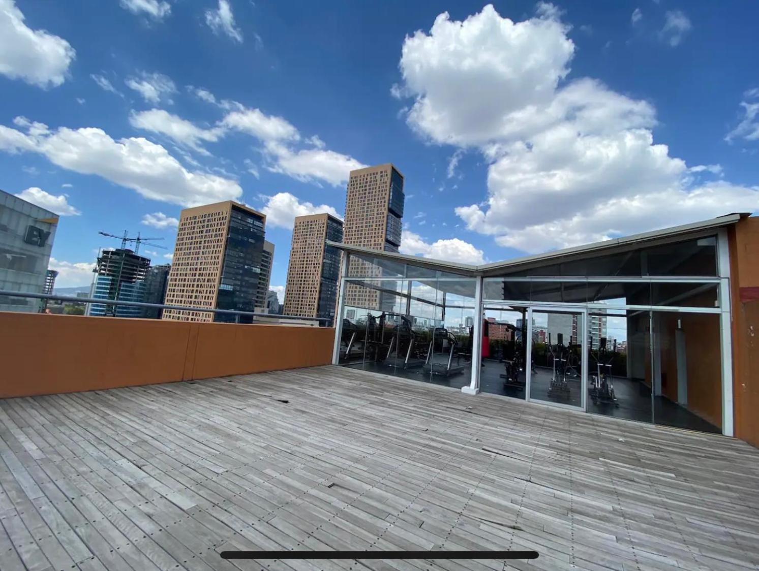 comfortable and cool suite in Polanco with GYM view 2