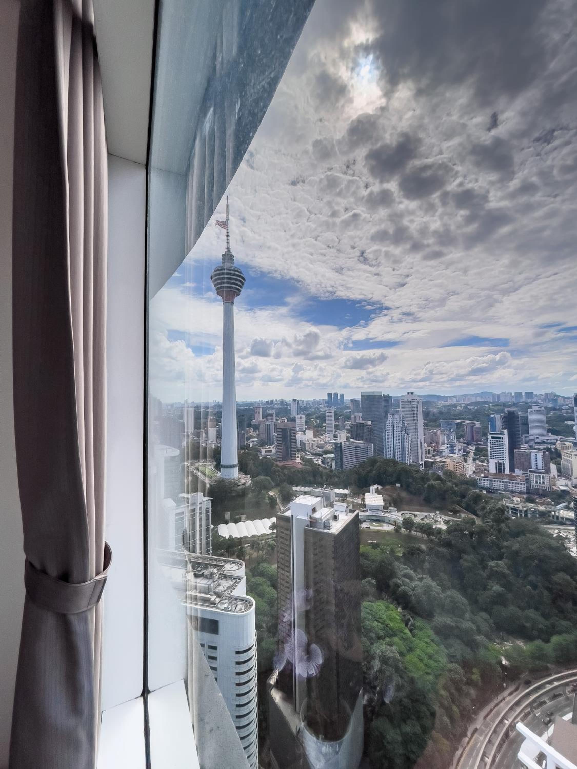 Vortex Suites KLCC by BlackNest
