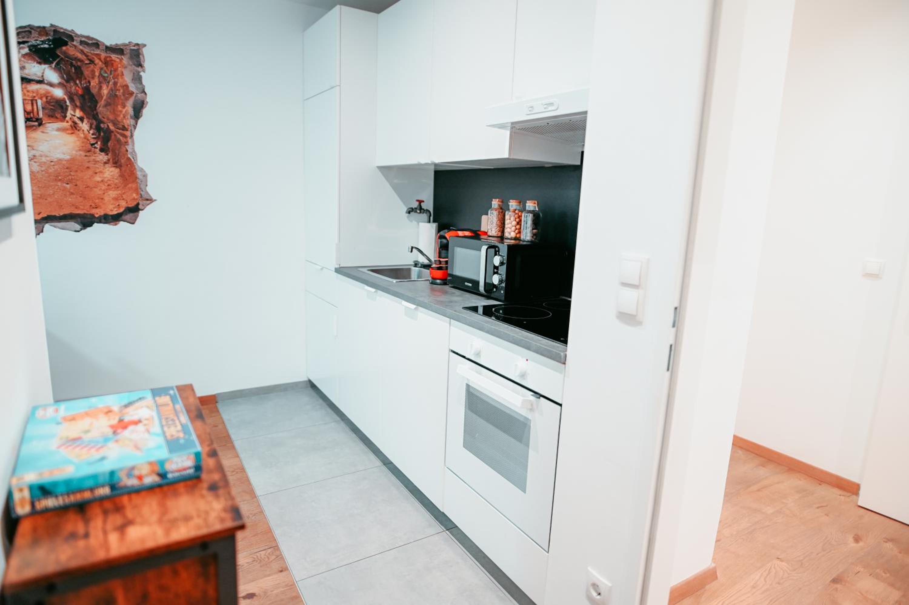 Vienna Shopping Center 6a Apartment