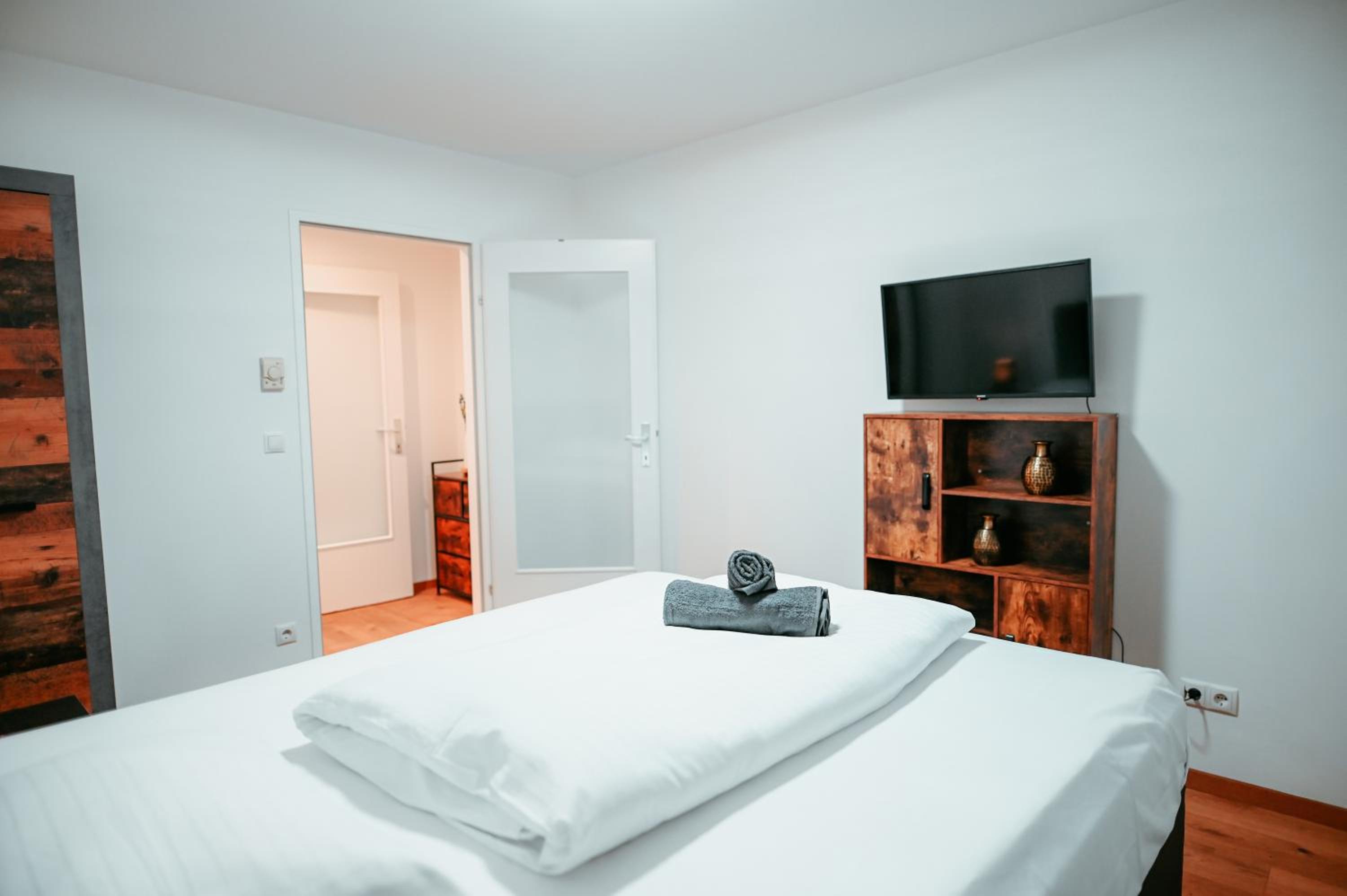 Vienna Shopping Center 6a Apartment
